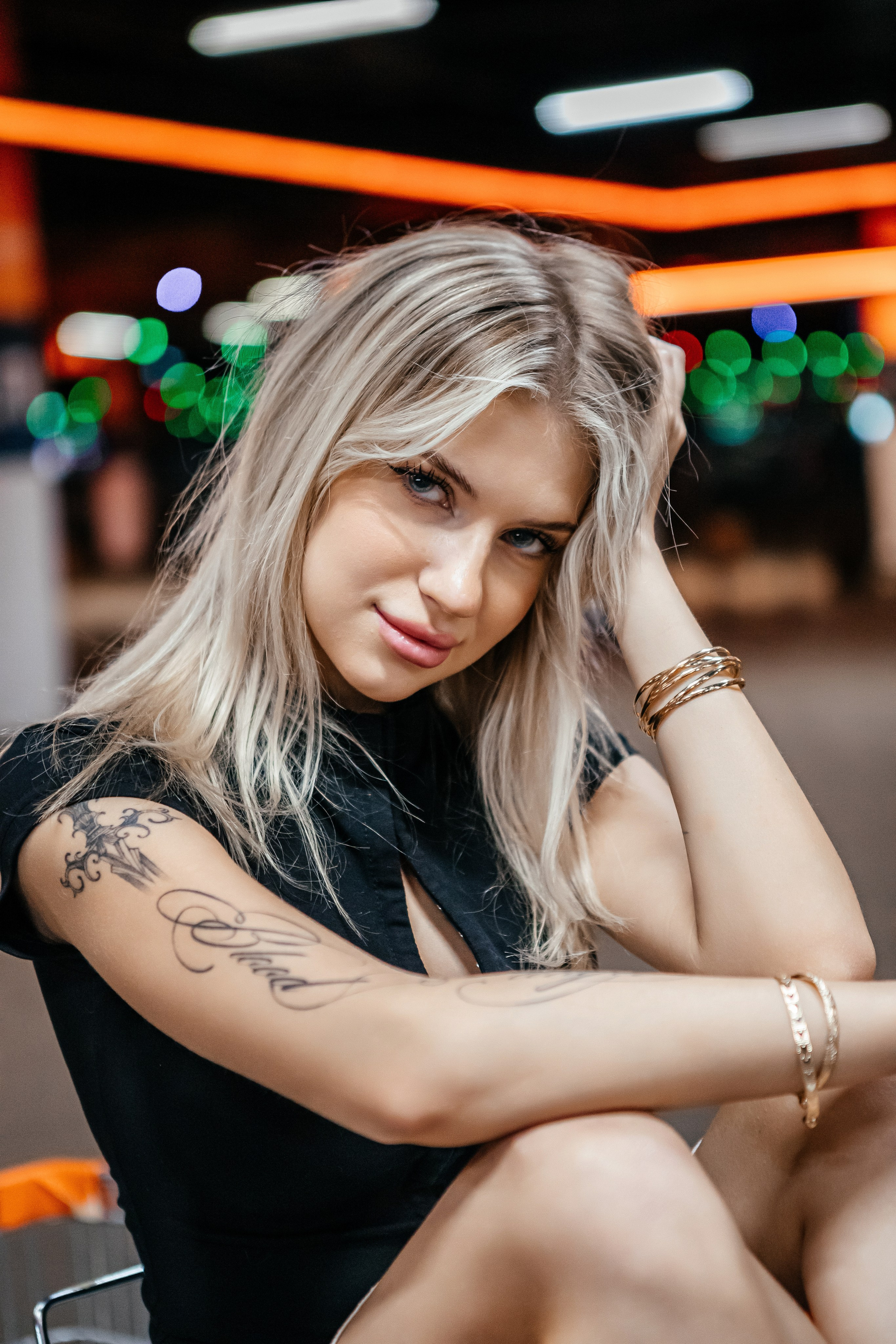 Тележка на подземной парковке. Elena Sova — семейный и женский фотограф в Санкт-Петербурге
