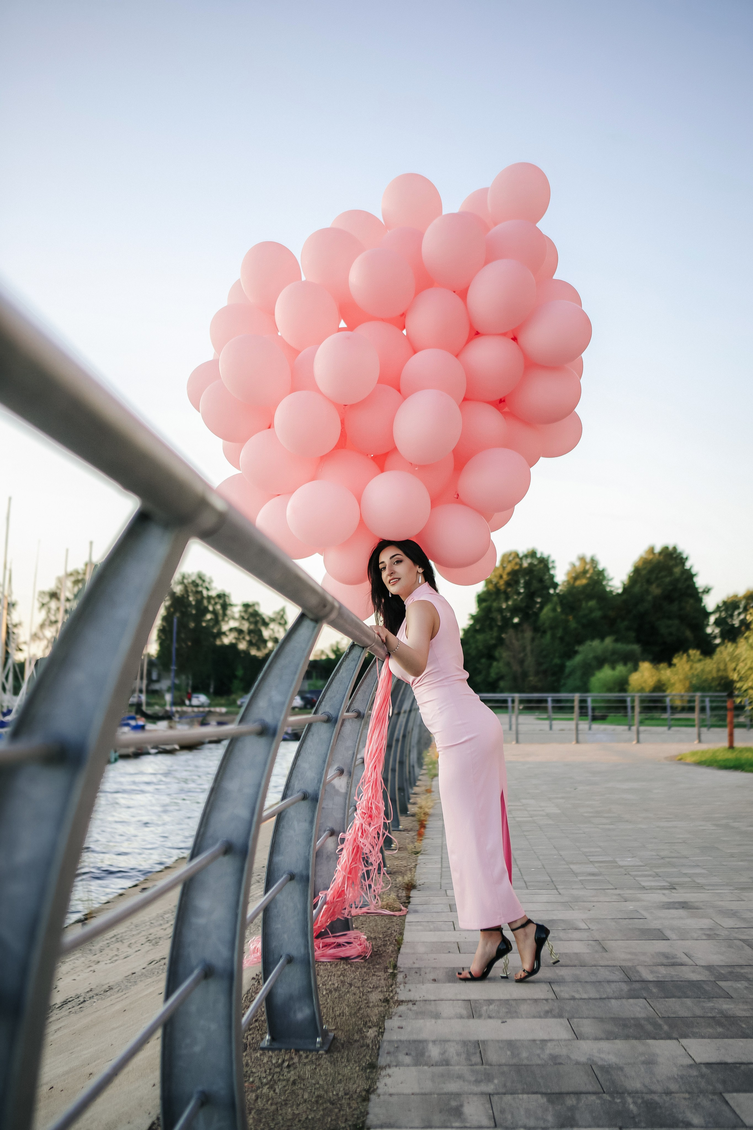 Ульвия — с воздушными шарами. Elena Sova — семейный и женский фотограф в Санкт-Петербурге