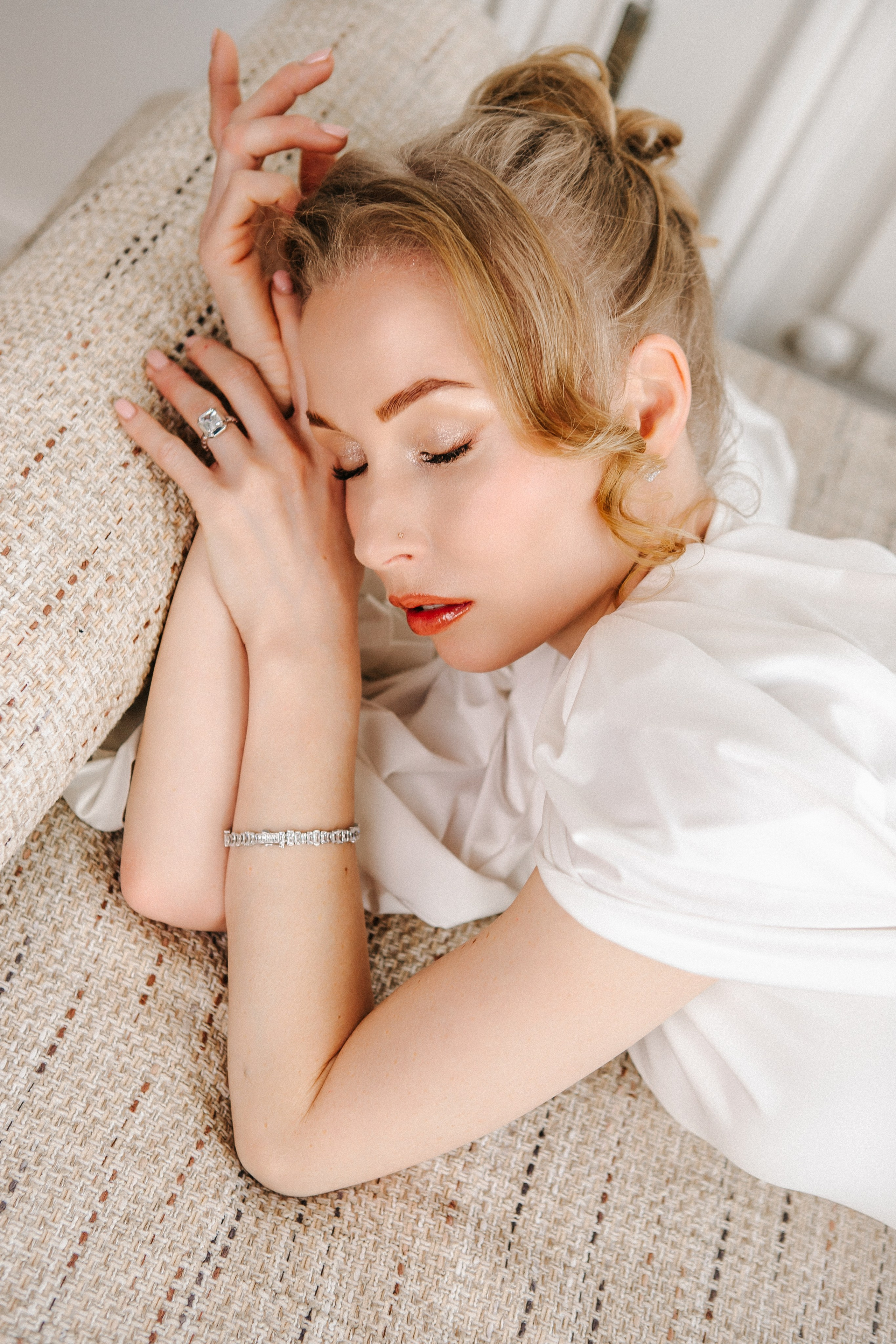 Ксения — украшения. Elena Sova — семейный и женский фотограф в Санкт-Петербурге