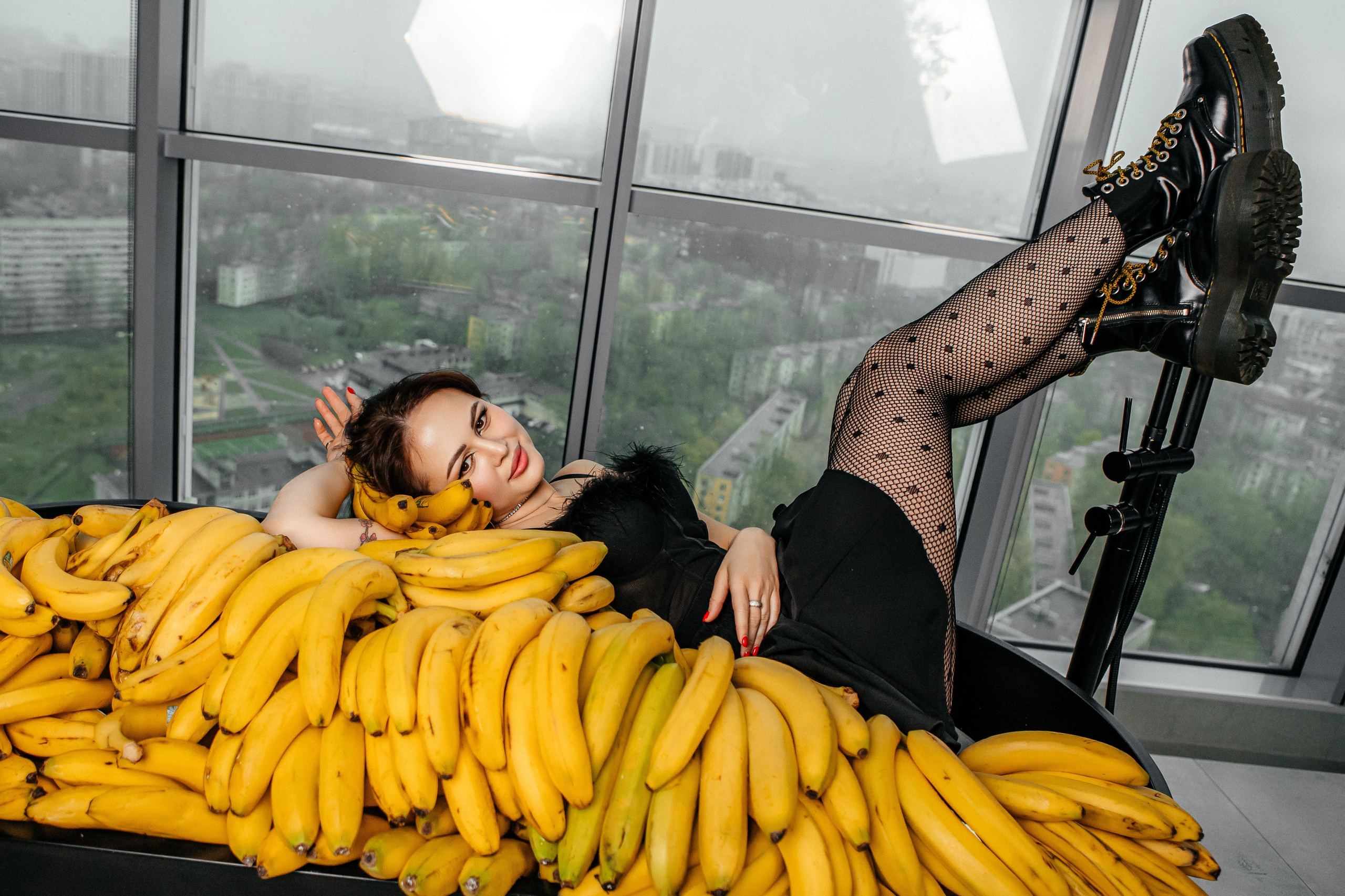 Алина — банановый переполох. Elena Sova — семейный и женский фотограф в Санкт-Петербурге