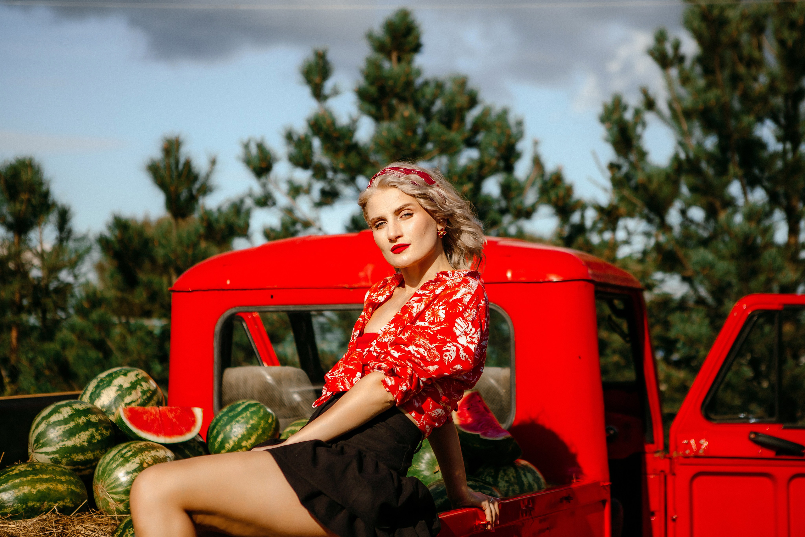 Юля в арбузах. Elena Sova — семейный и женский фотограф в Санкт-Петербурге
