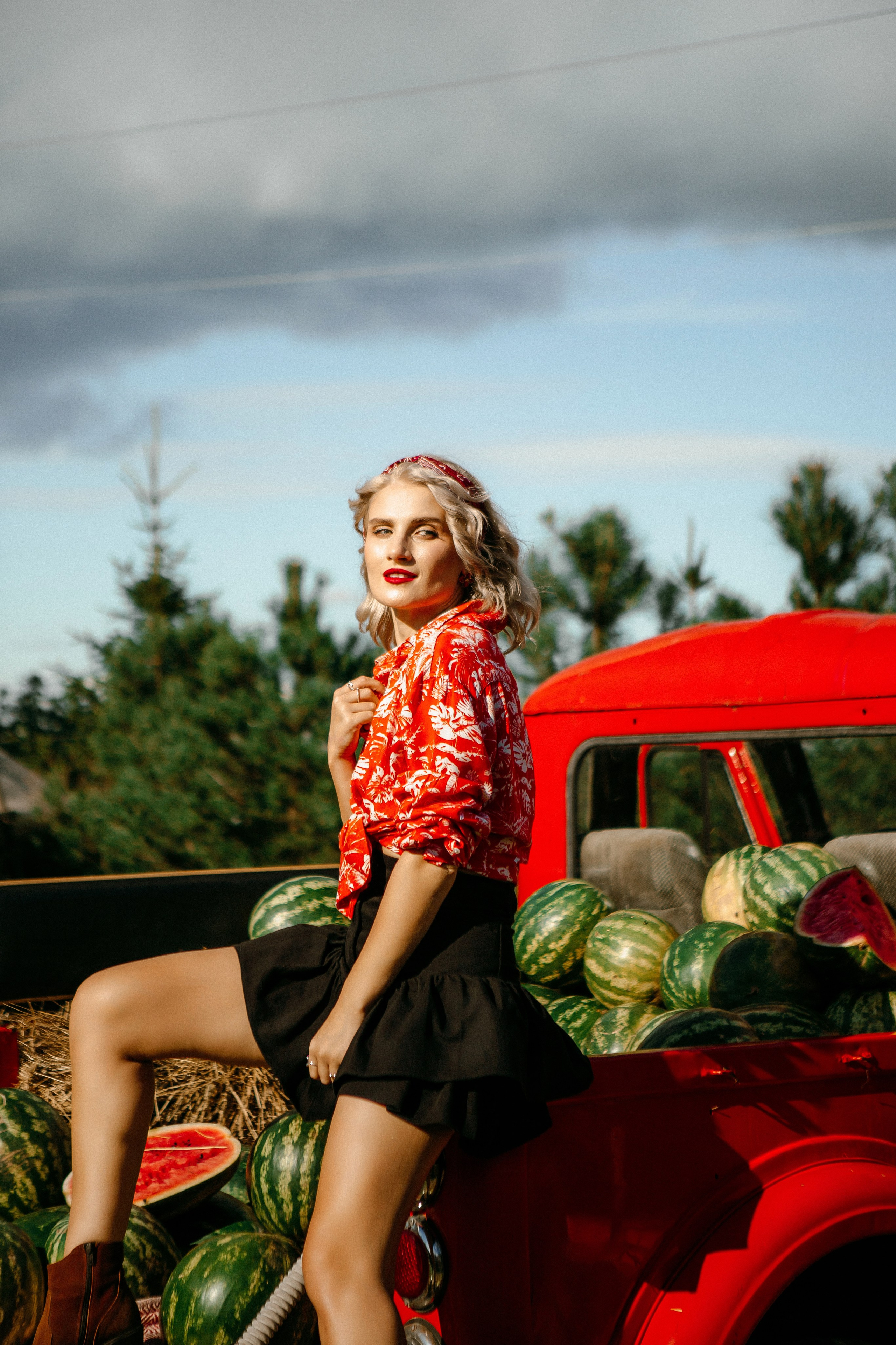 Юля в арбузах. Elena Sova — семейный и женский фотограф в Санкт-Петербурге