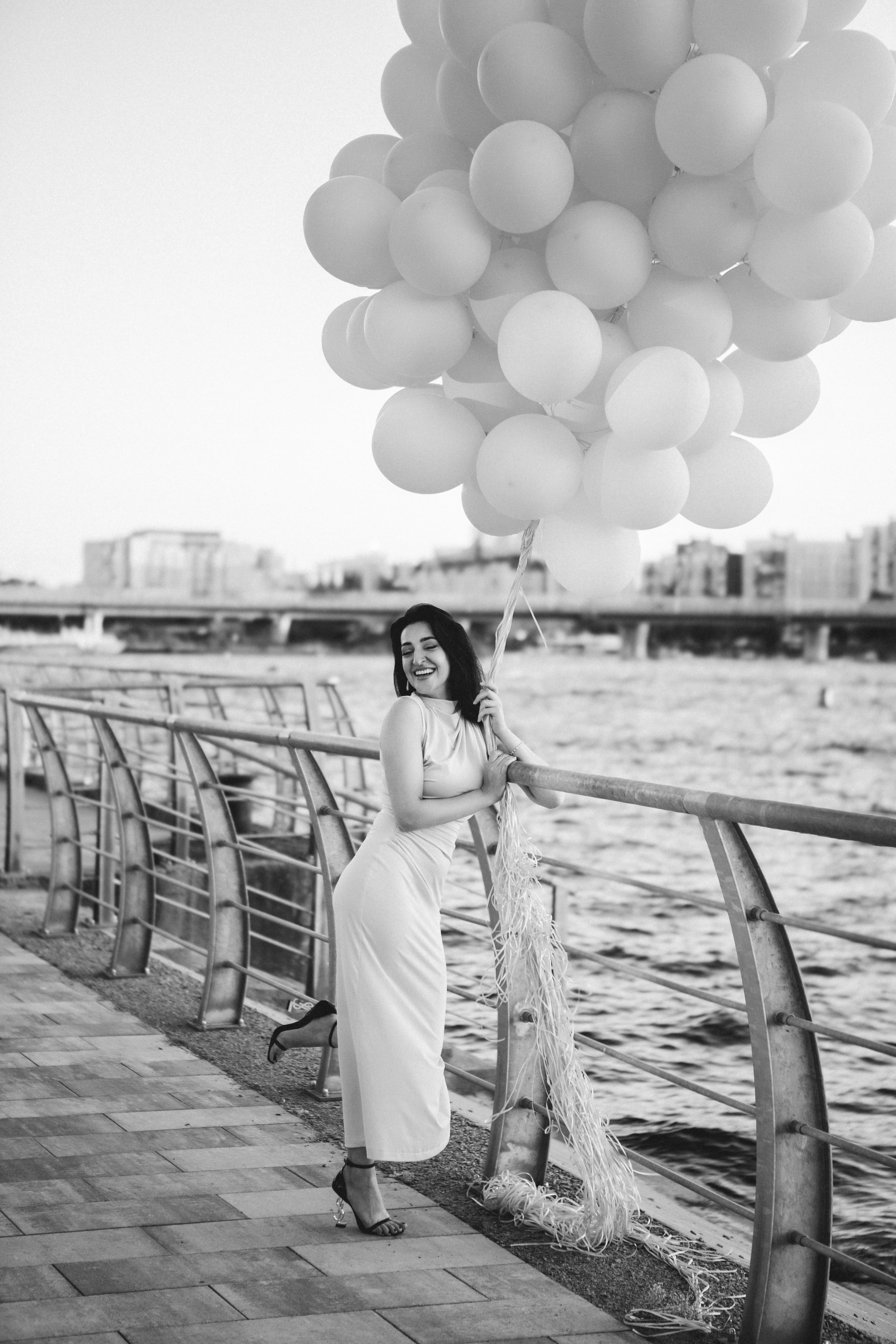 Ульвия — с воздушными шарами. Elena Sova — семейный и женский фотограф в Санкт-Петербурге