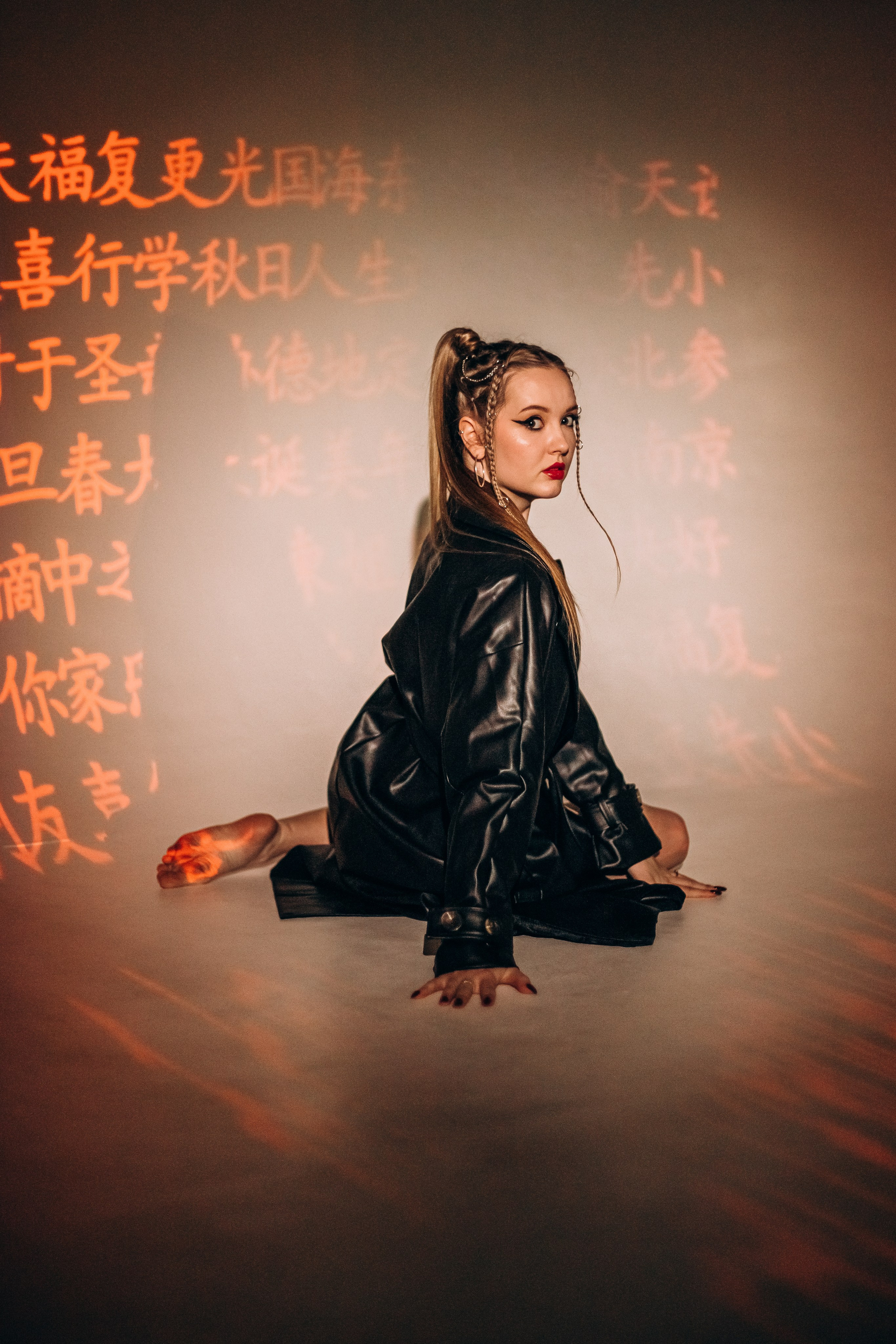 Циклорама Цветной Свет. Elena Sova — семейный и женский фотограф в Санкт-Петербурге