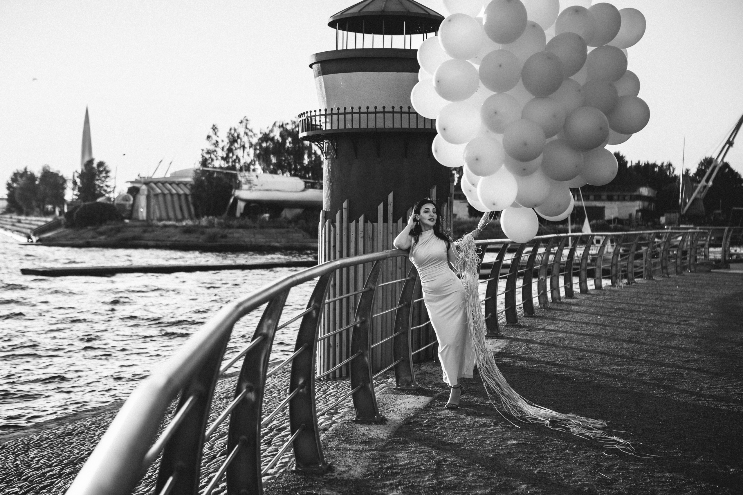 Ульвия — с воздушными шарами. Elena Sova — семейный и женский фотограф в Санкт-Петербурге