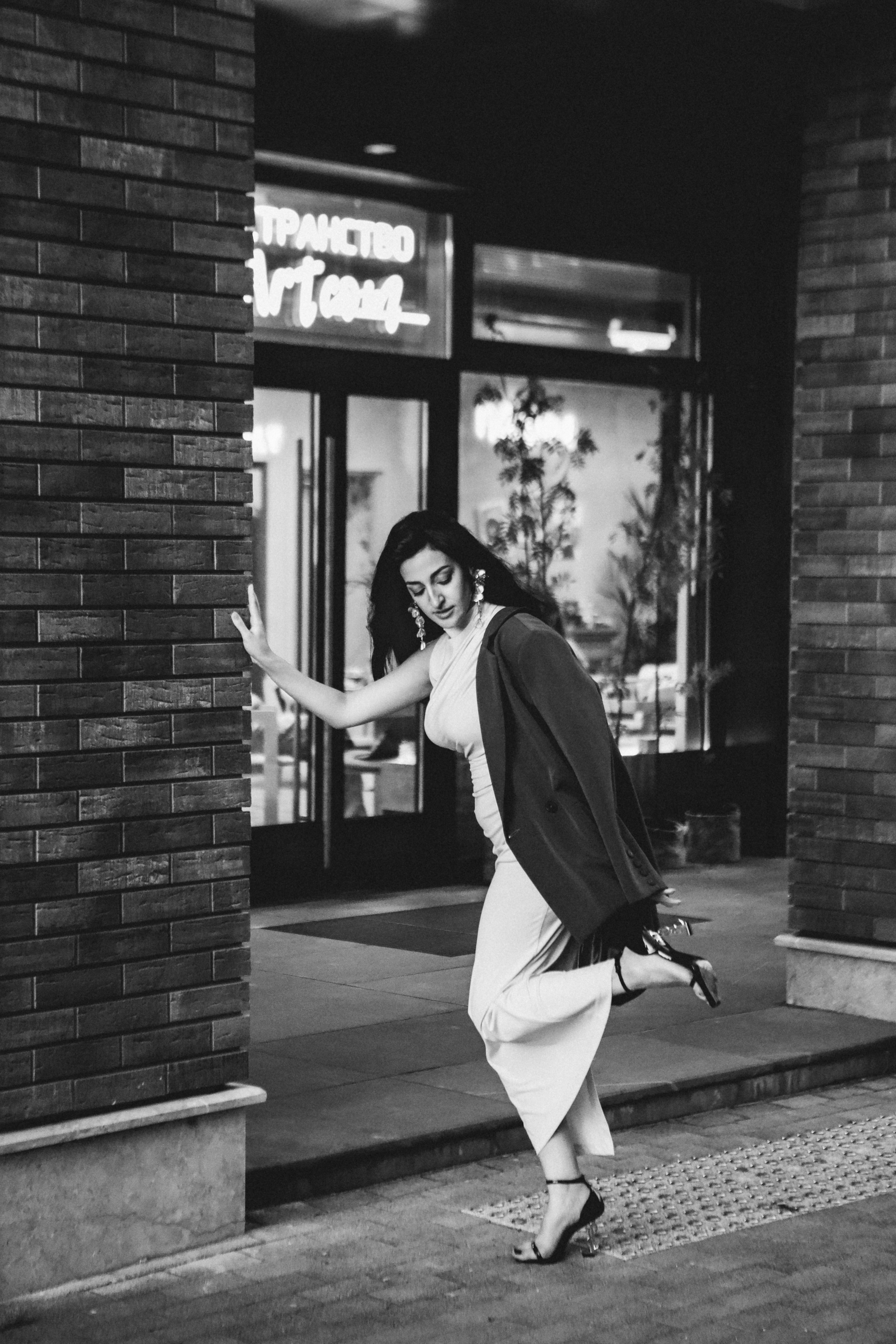Ульвия — с воздушными шарами. Elena Sova — семейный и женский фотограф в Санкт-Петербурге