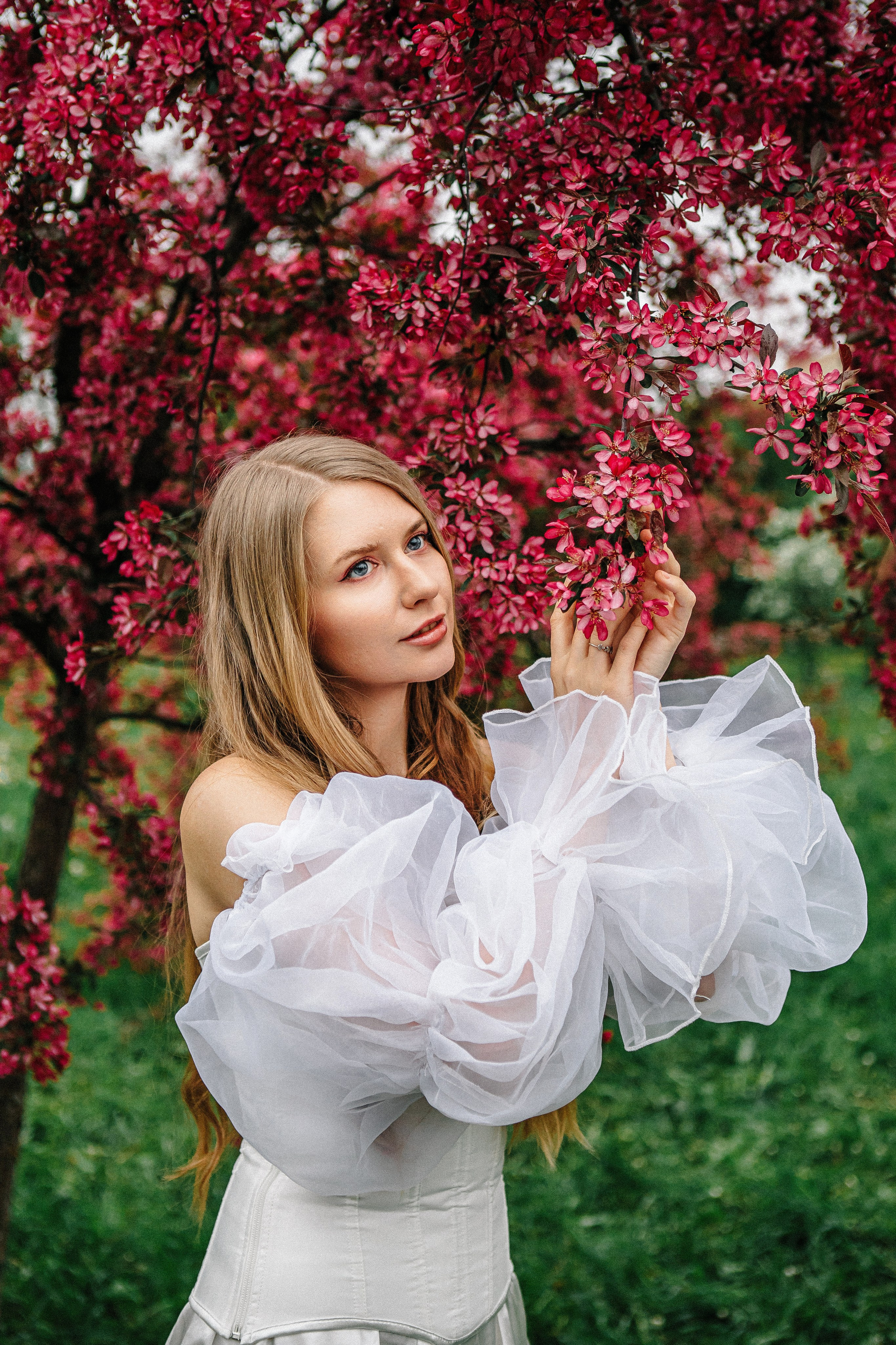 Анастасия — цветущий сад. Elena Sova — семейный и женский фотограф в Санкт-Петербурге