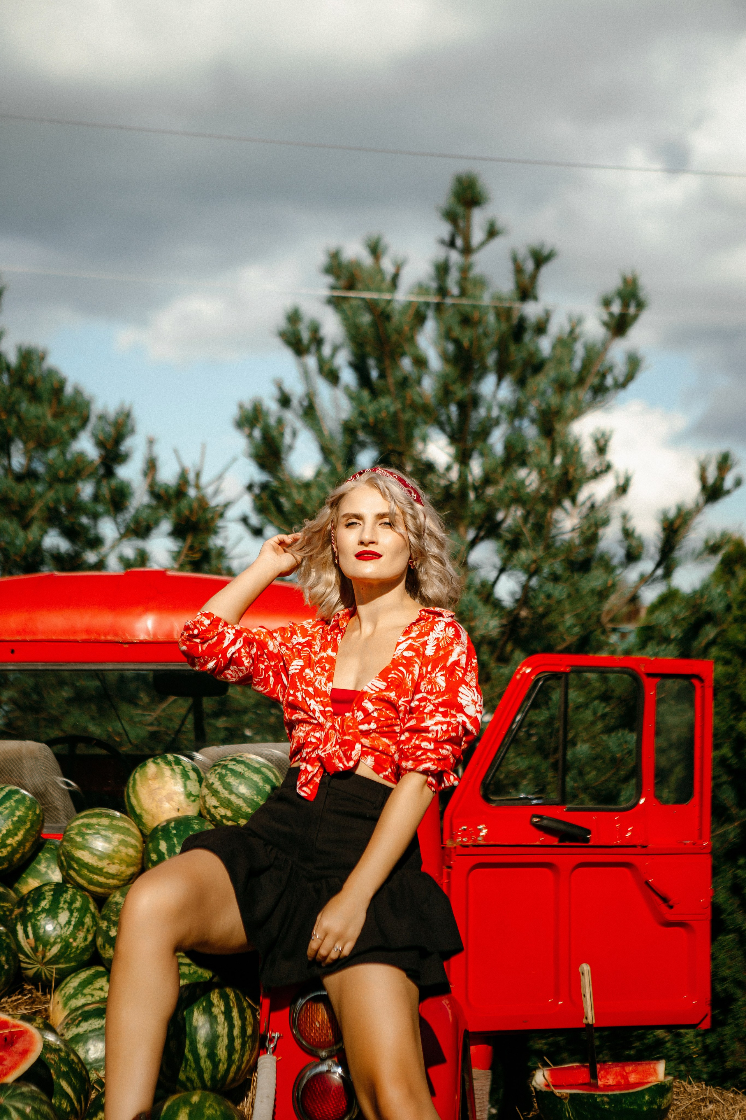Юля в арбузах. Elena Sova — семейный и женский фотограф в Санкт-Петербурге