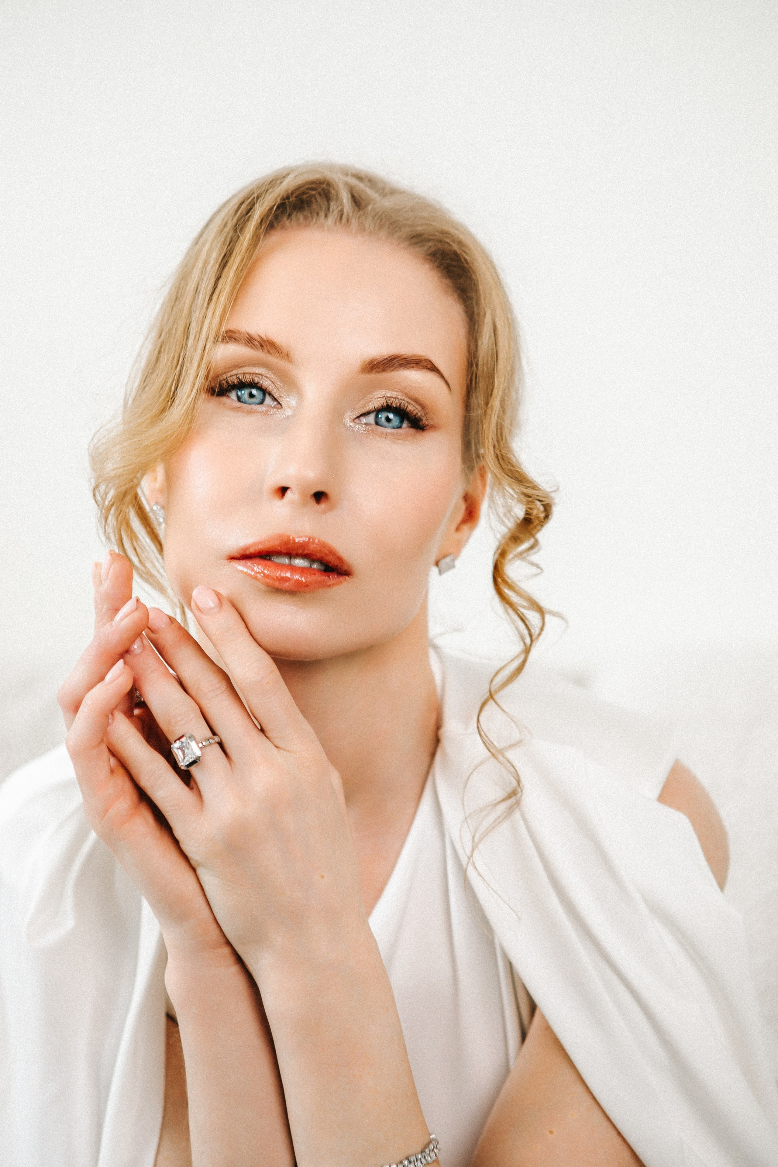Ксения — украшения. Elena Sova — семейный и женский фотограф в Санкт-Петербурге