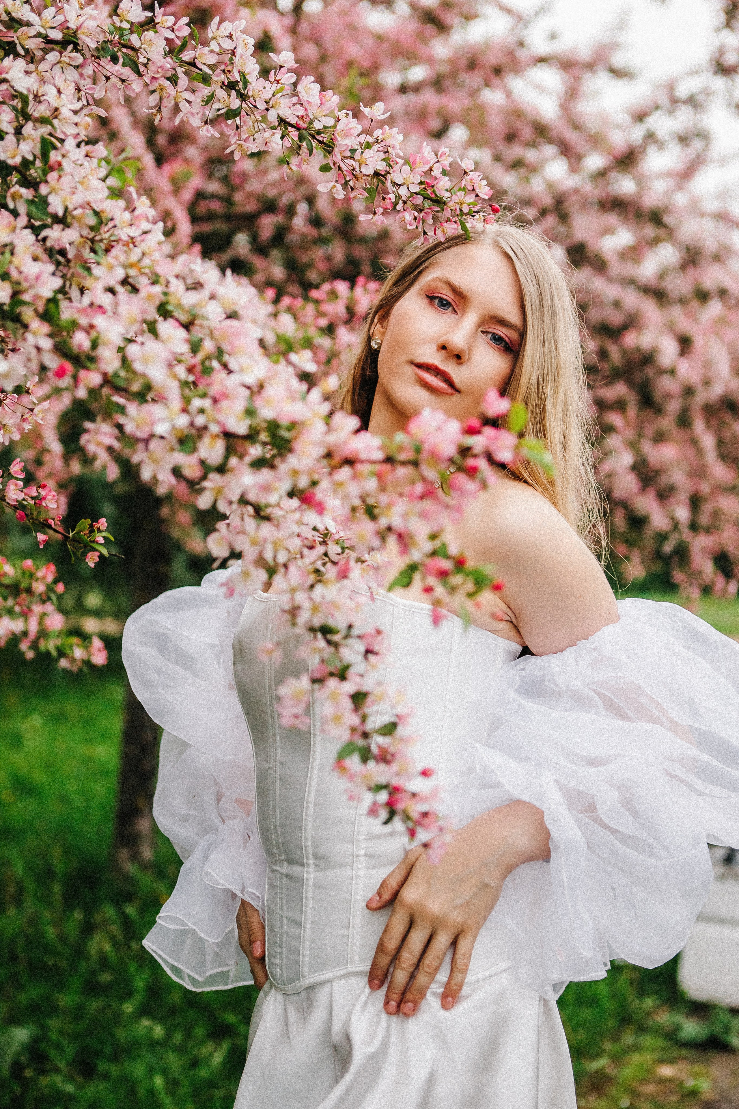 Анастасия — цветущий сад. Elena Sova — семейный и женский фотограф в Санкт-Петербурге