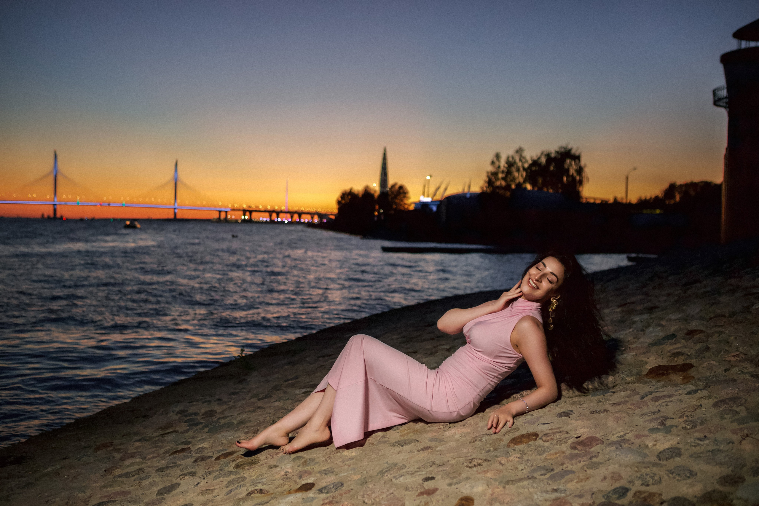 Ульвия — с воздушными шарами. Elena Sova — семейный и женский фотограф в Санкт-Петербурге