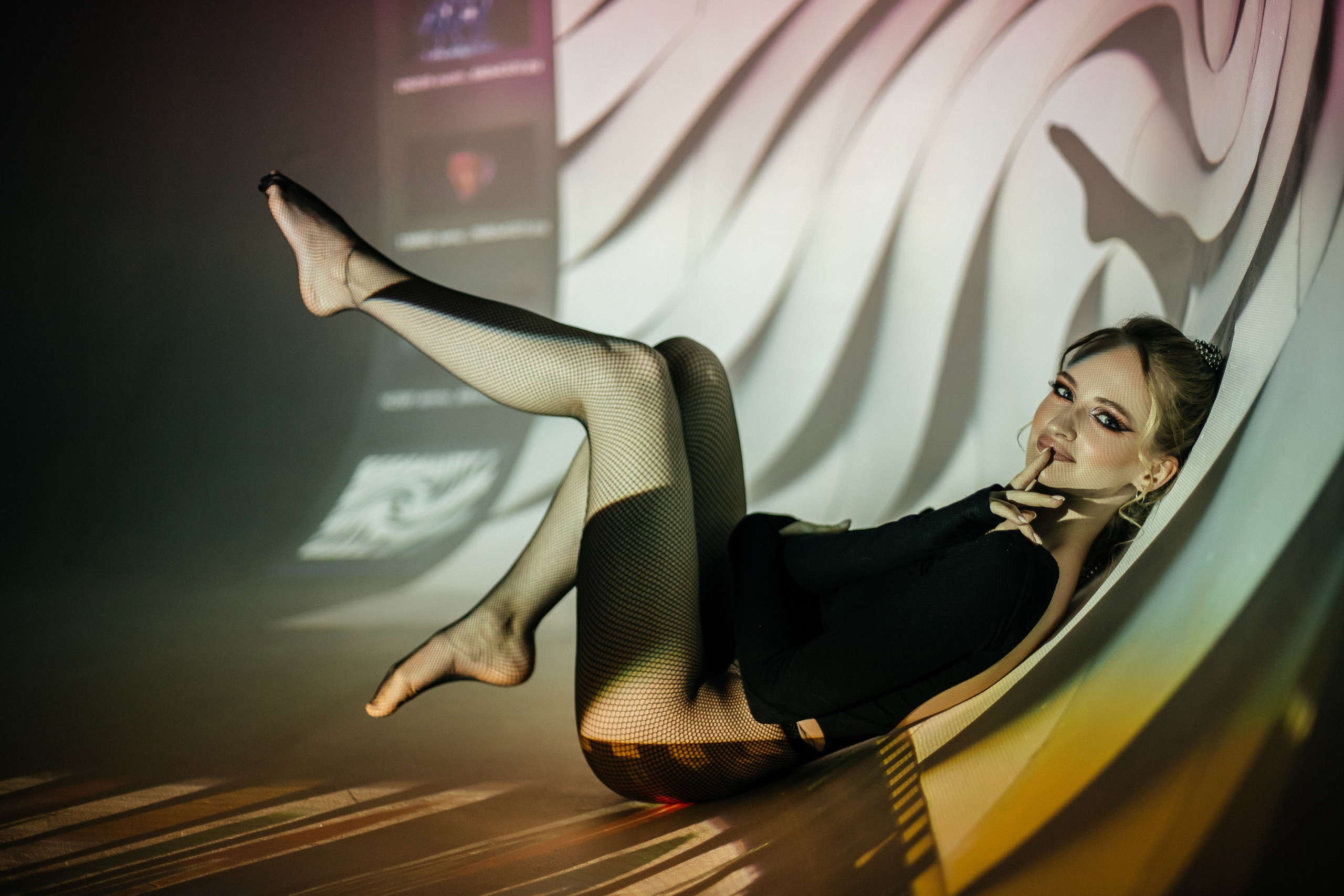 Циклорама Цветной Свет. Elena Sova — семейный и женский фотограф в Санкт-Петербурге