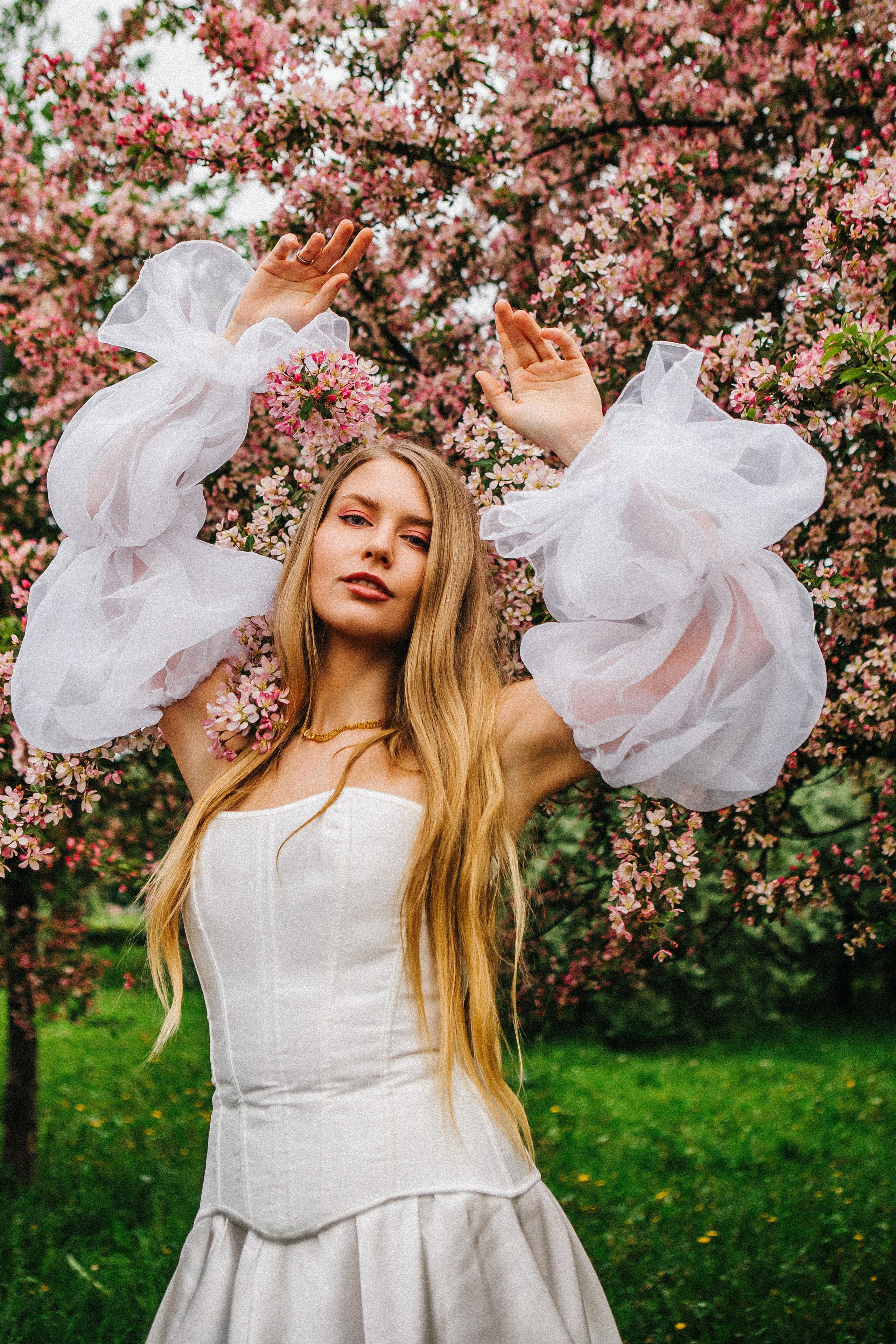 Анастасия — цветущий сад. Elena Sova — семейный и женский фотограф в Санкт-Петербурге