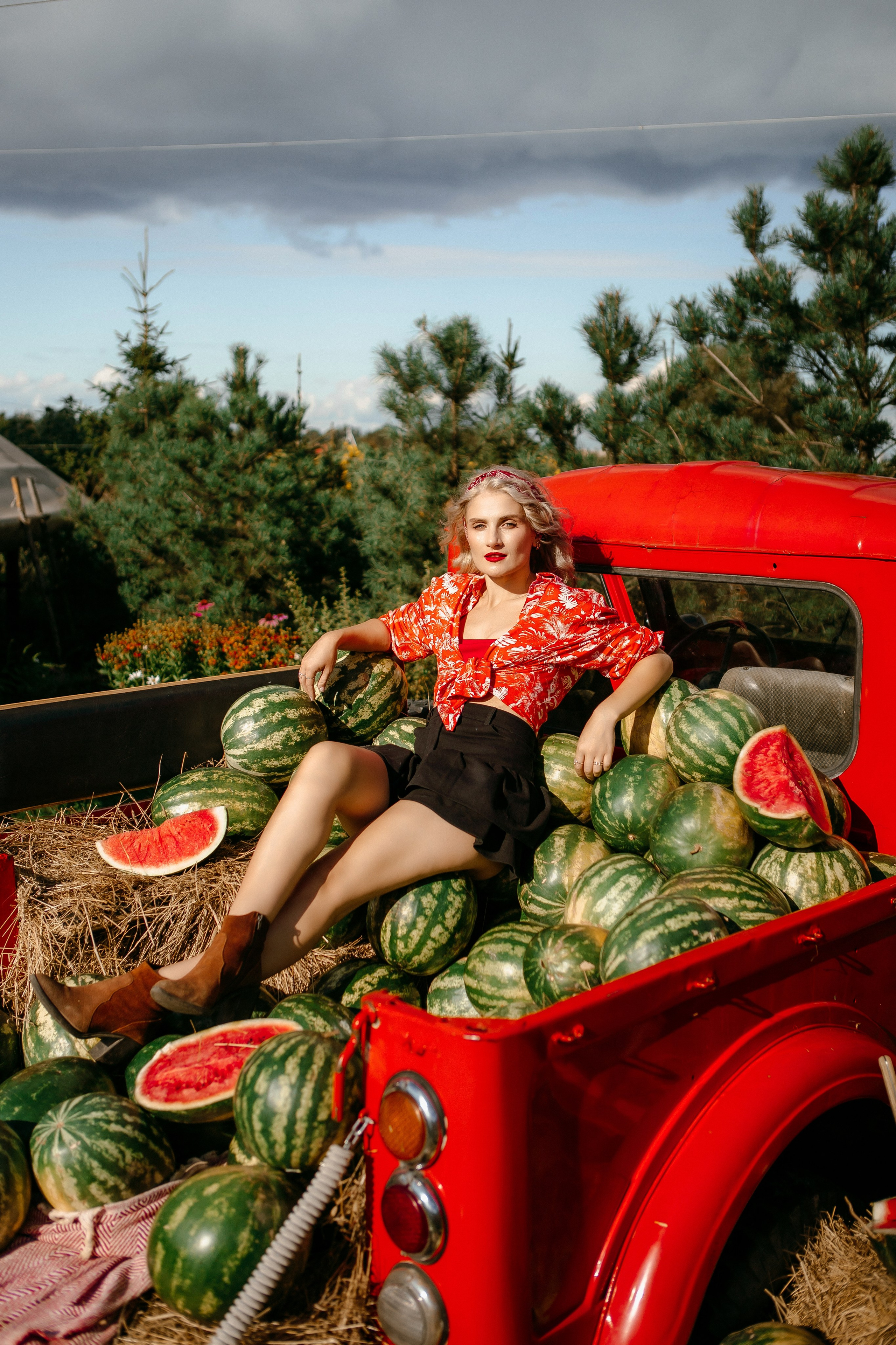 Юля в арбузах. Elena Sova — семейный и женский фотограф в Санкт-Петербурге