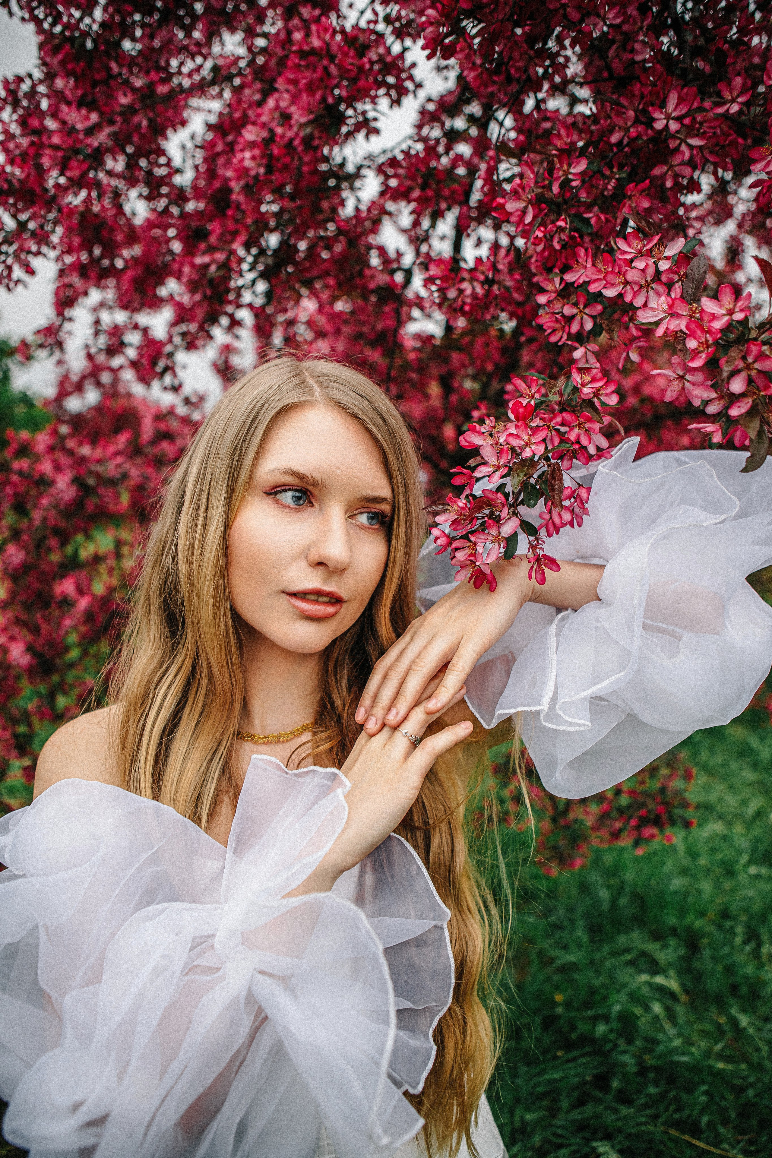 Анастасия — цветущий сад. Elena Sova — семейный и женский фотограф в Санкт-Петербурге