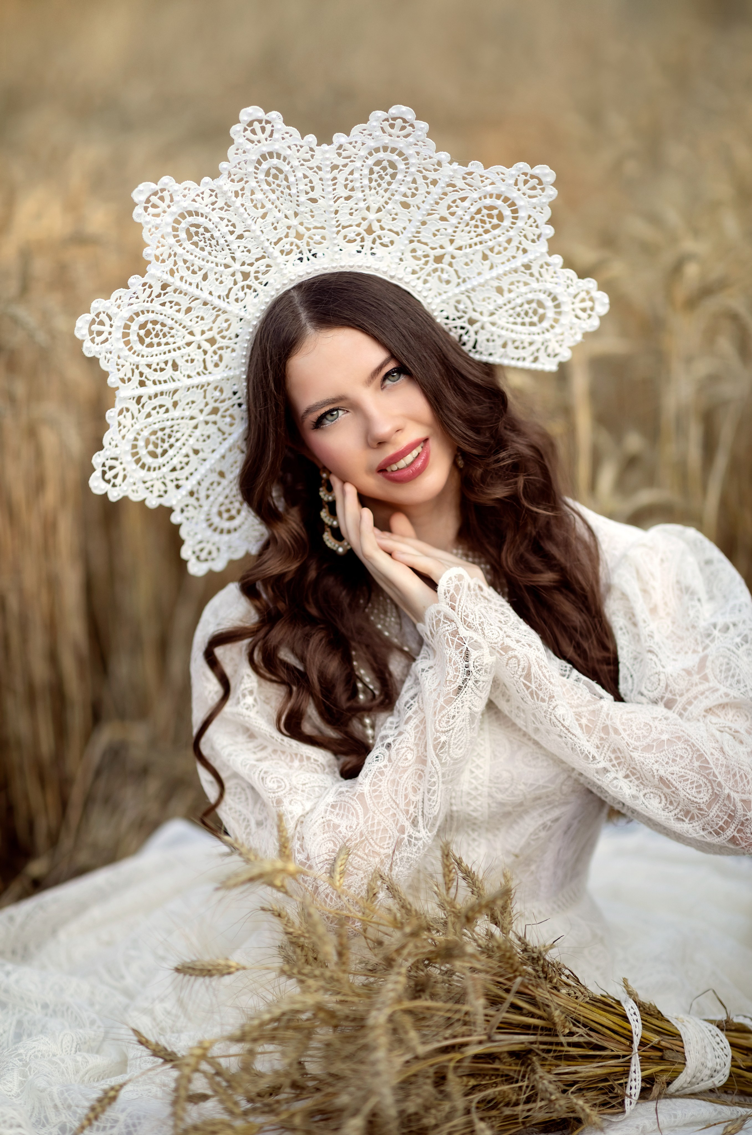 A8. Дизайнер костюмов и украшений, фотограф