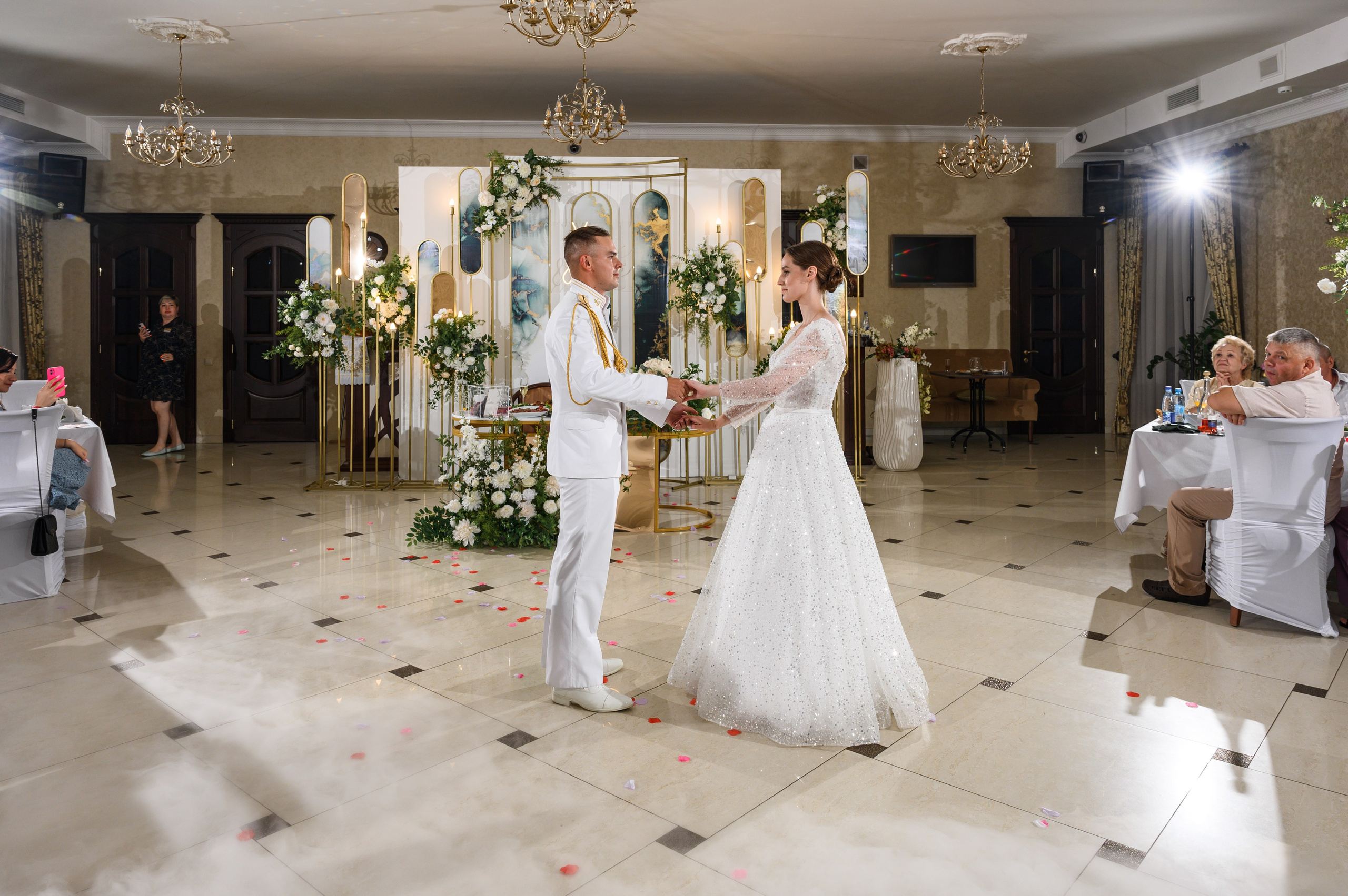 Свадьба «Келарская набережная» Сергиев-Посад. Свадебный фотограф Москва Юрий Кульман