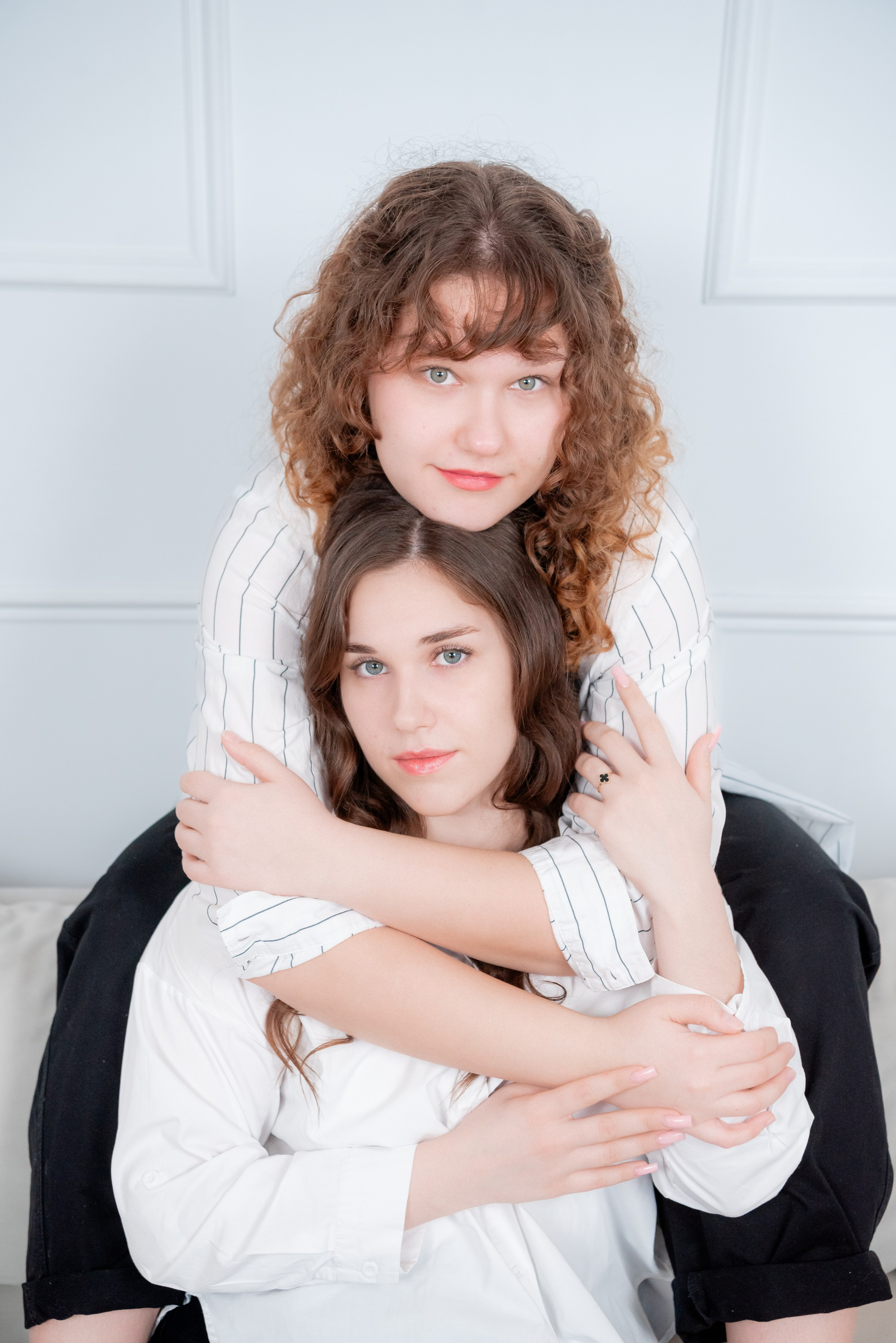 Мама и дочки. Студия Джой. Фотограф в Волгограде и Волжском Александр Горбань