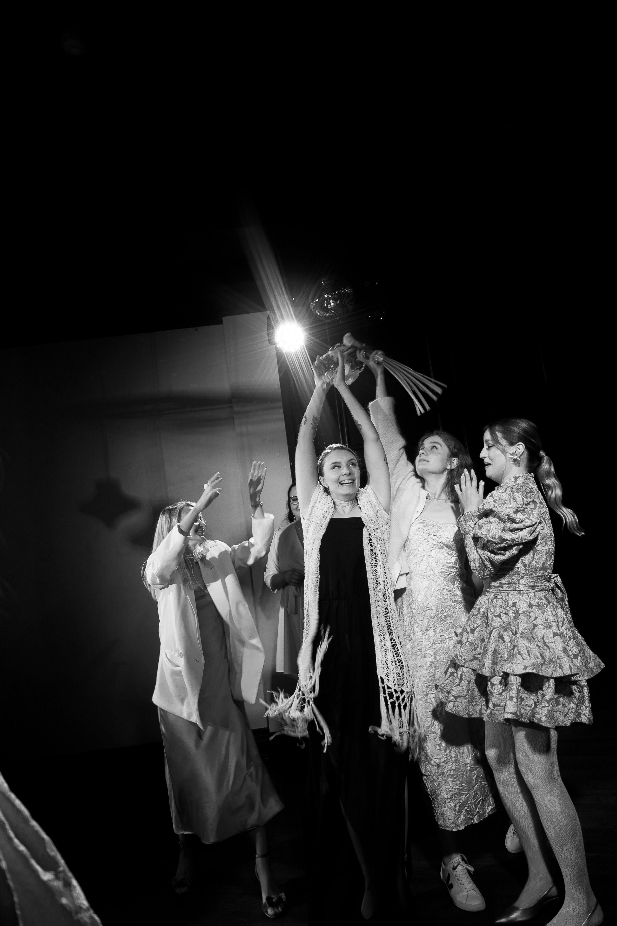 Диана & Саша | цифра + пленка. Свадебный фотограф СПб Мадина Сафарян