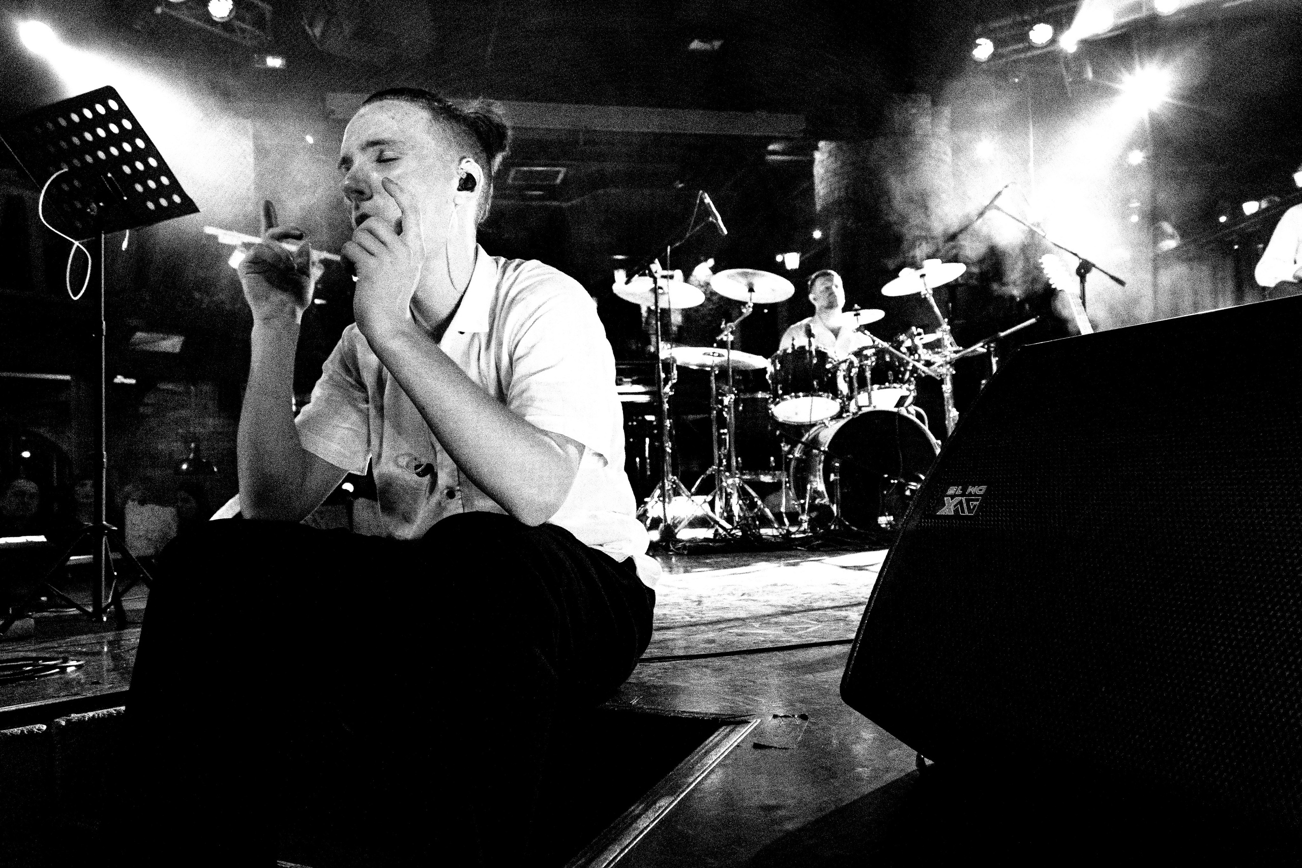 «Бумажный змей» в арт-ресторане «Балаган», Воронеж. Фотограф Наталья Мершина