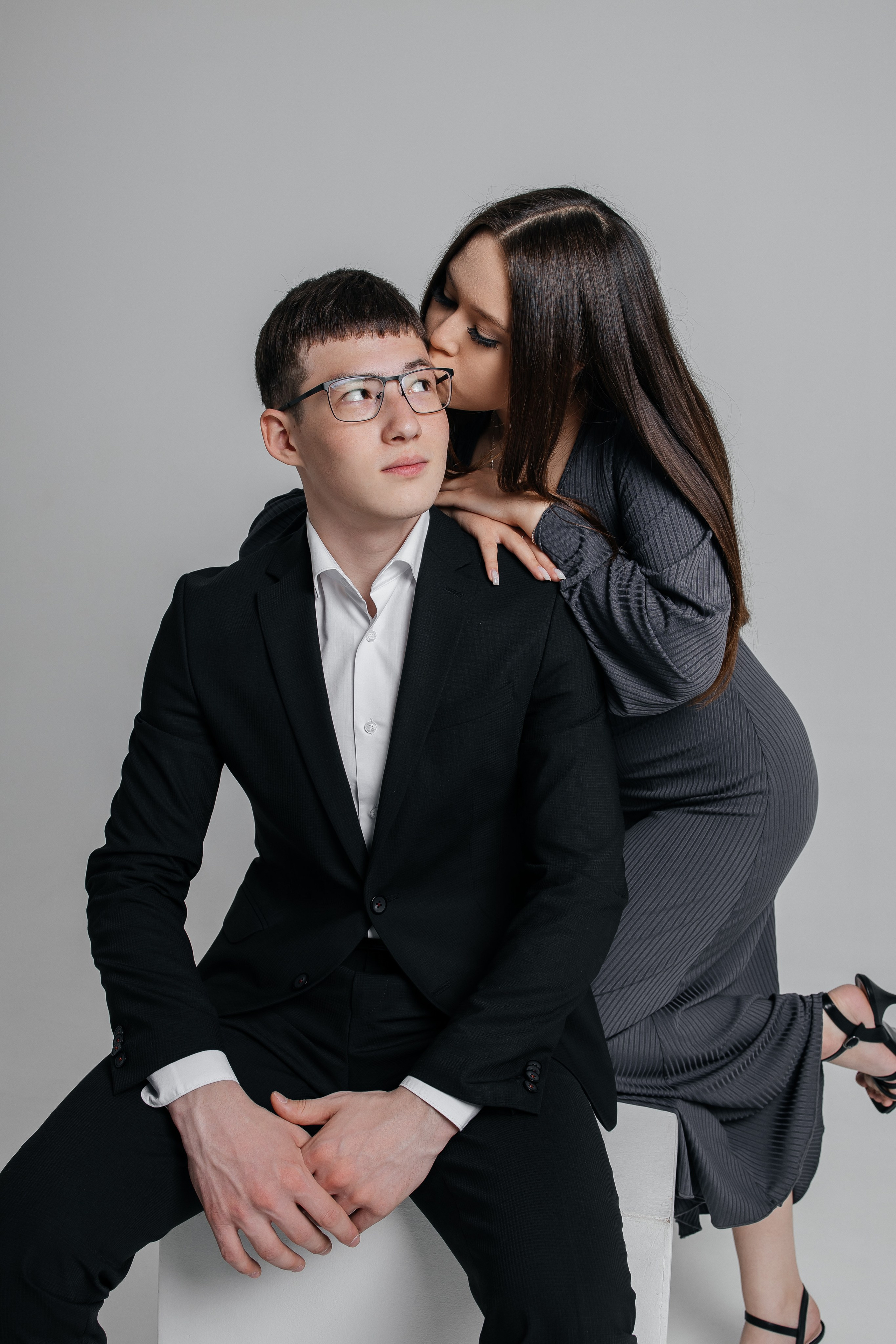 Лев и Диана (5 лофт зал Грей). Свадебный и Семейный фотограф г. Ижевск Гульназ Солдатова. Гульназ фото