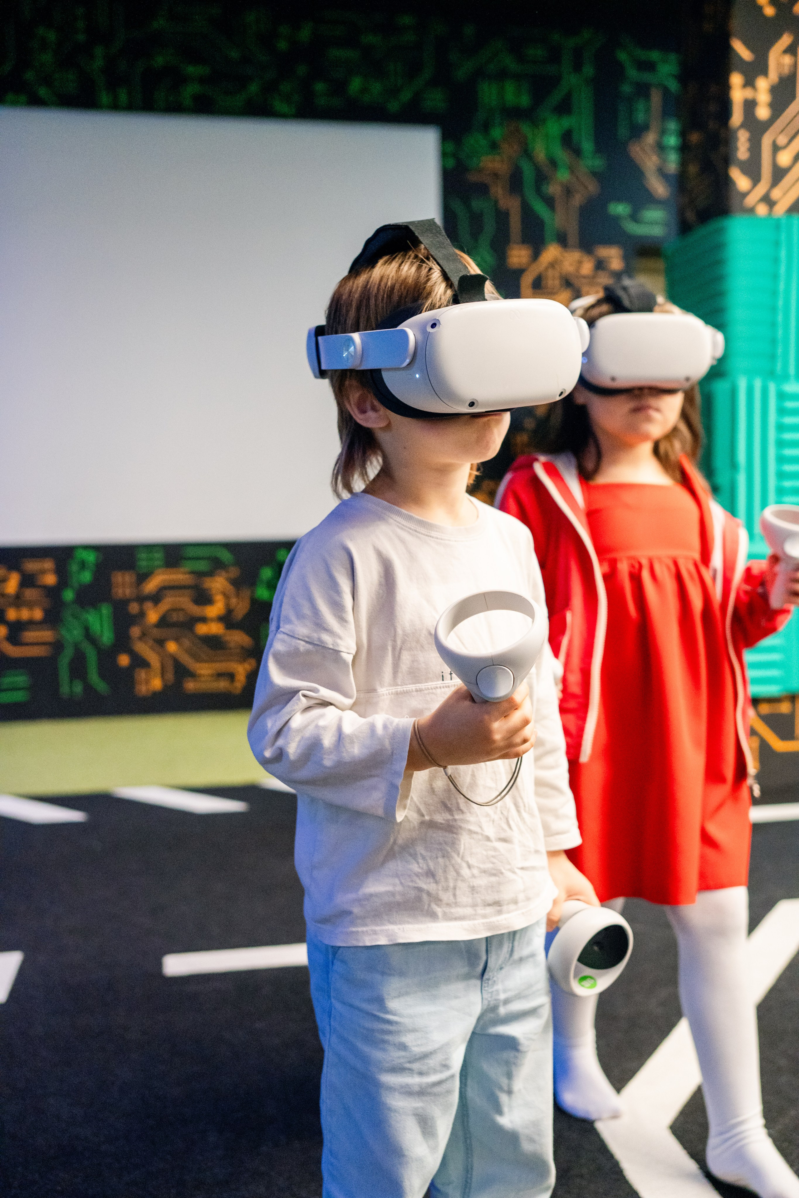 VR (September-October 2024). Felixtones