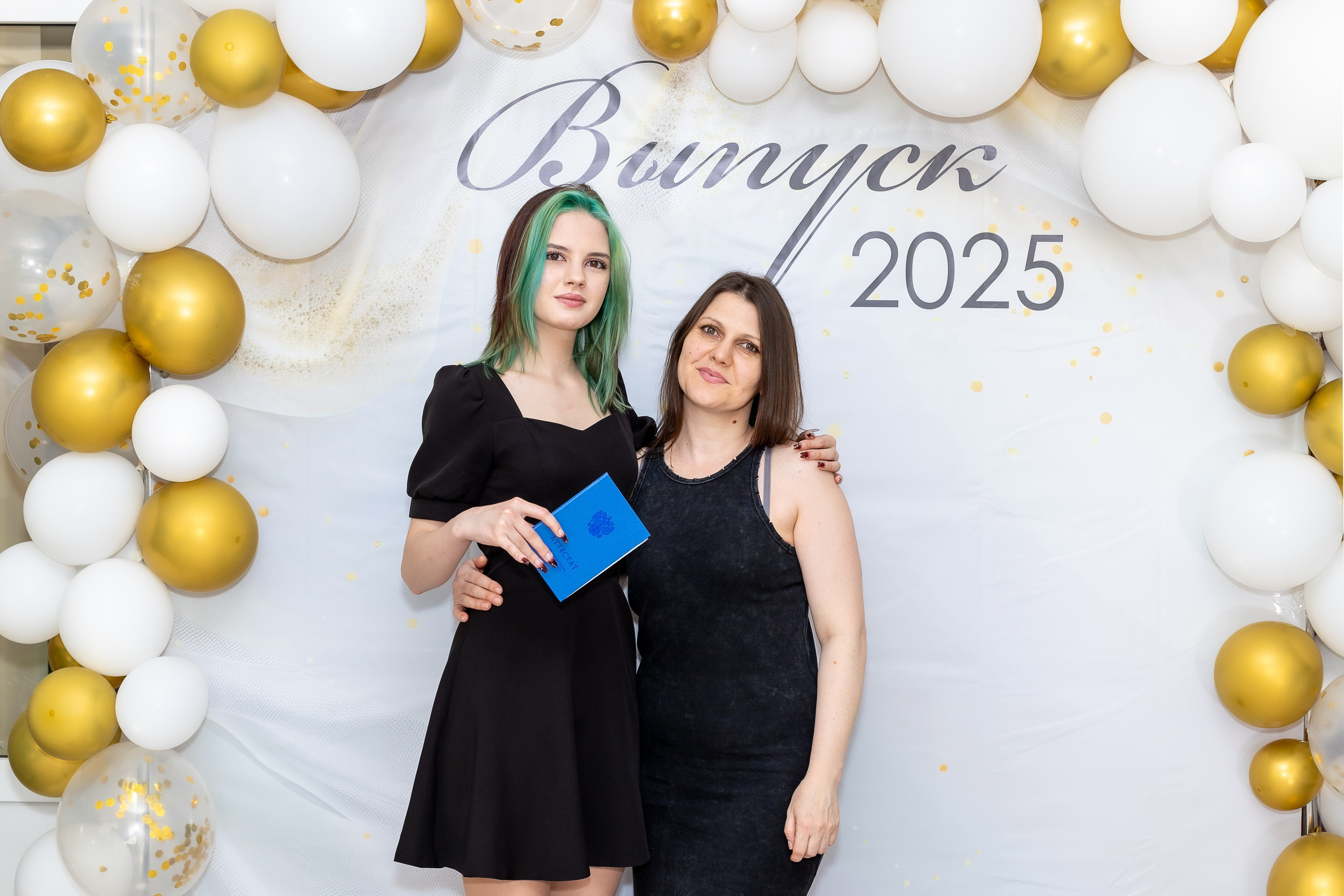 Вручение аттестата 2025. Выпускные альбомы Майкоп, Краснодар Елена Золотарева