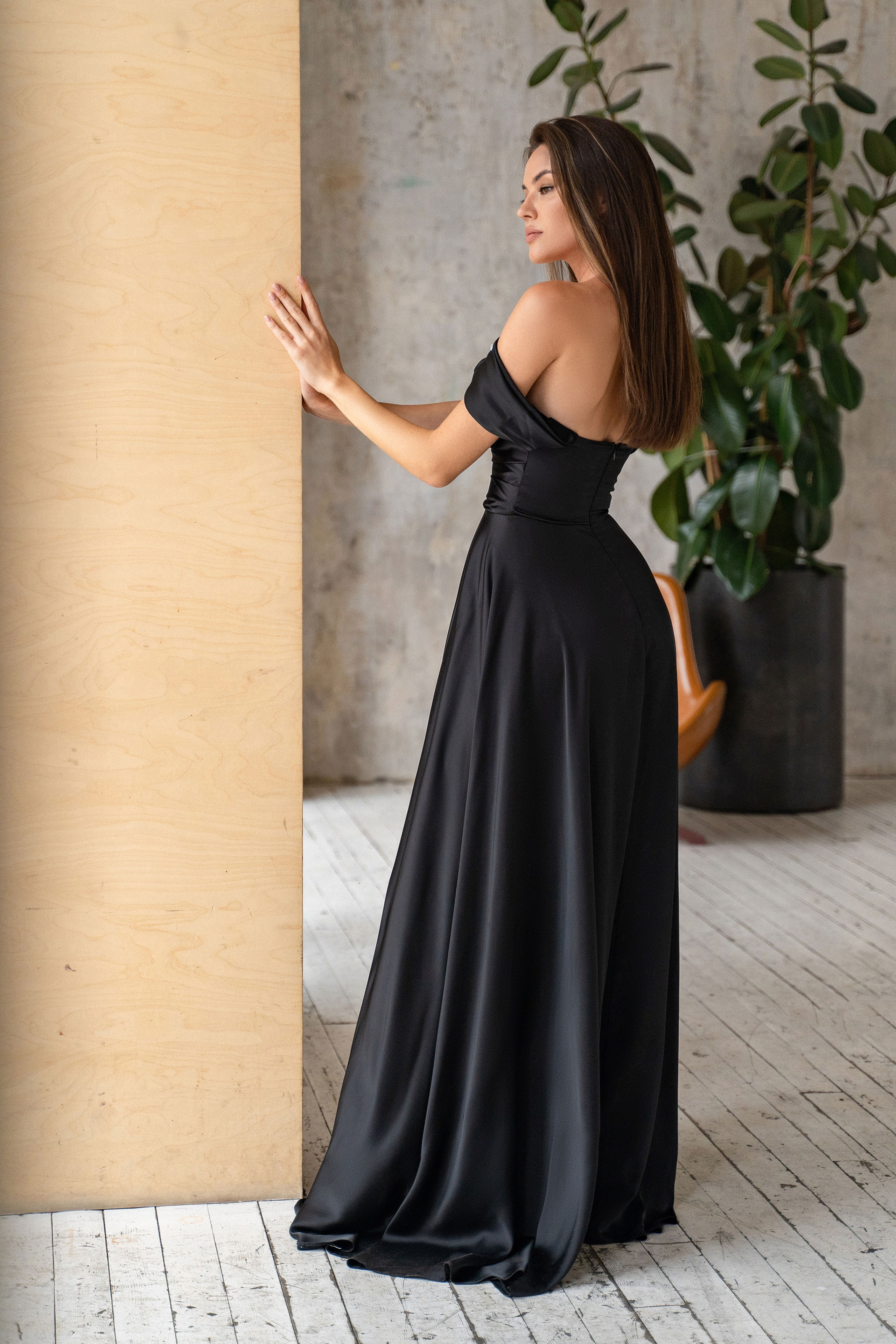 Съемка вечерних платьев DIAFANO с Ксенией. Свадебный и портретный фотограф Клипа Максим