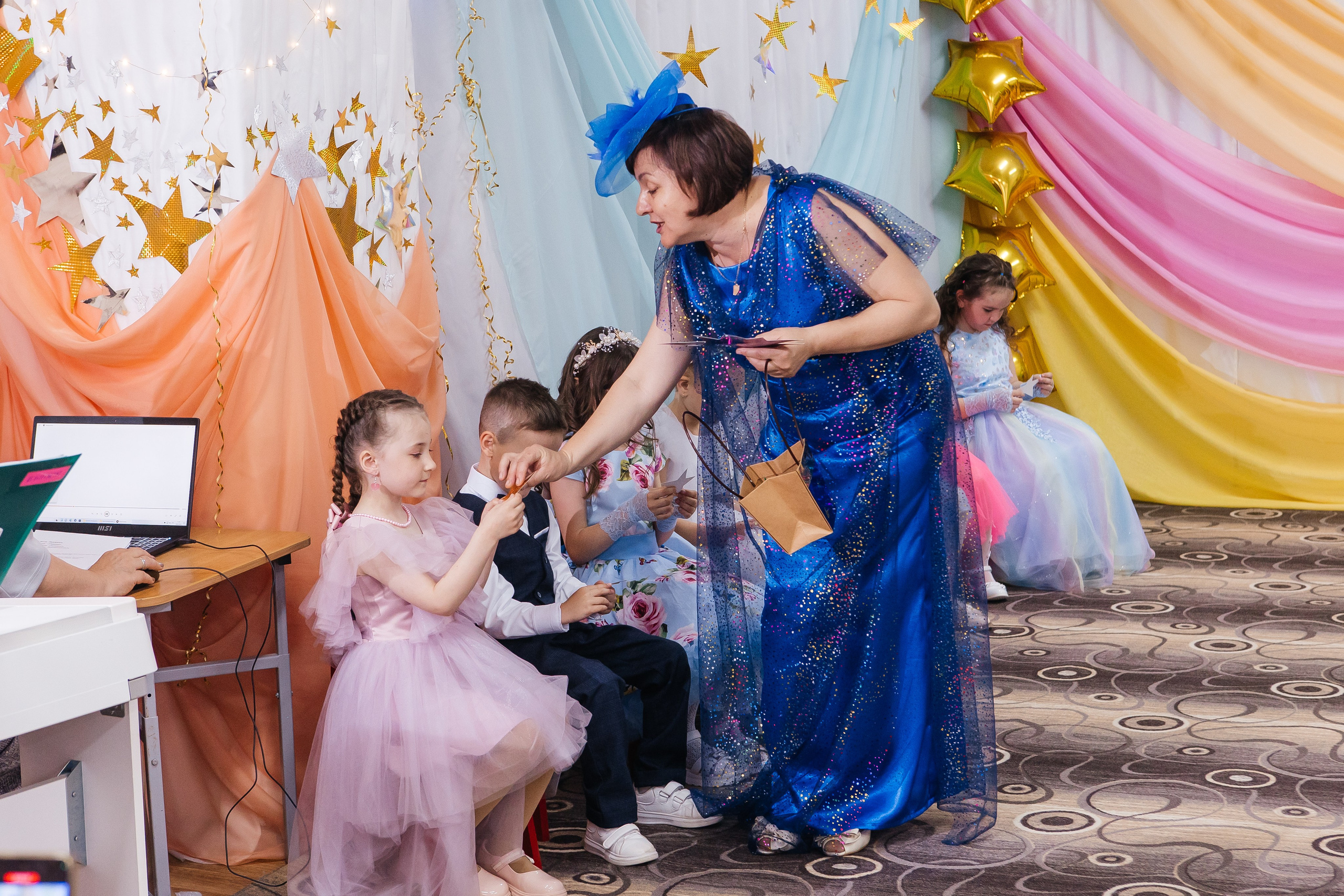 Д/с Сказка Выпускной. Свадебный, семейный фотограф. Выпускные альбомы в Коченёво / Новосибирск. Наталья Байкуш