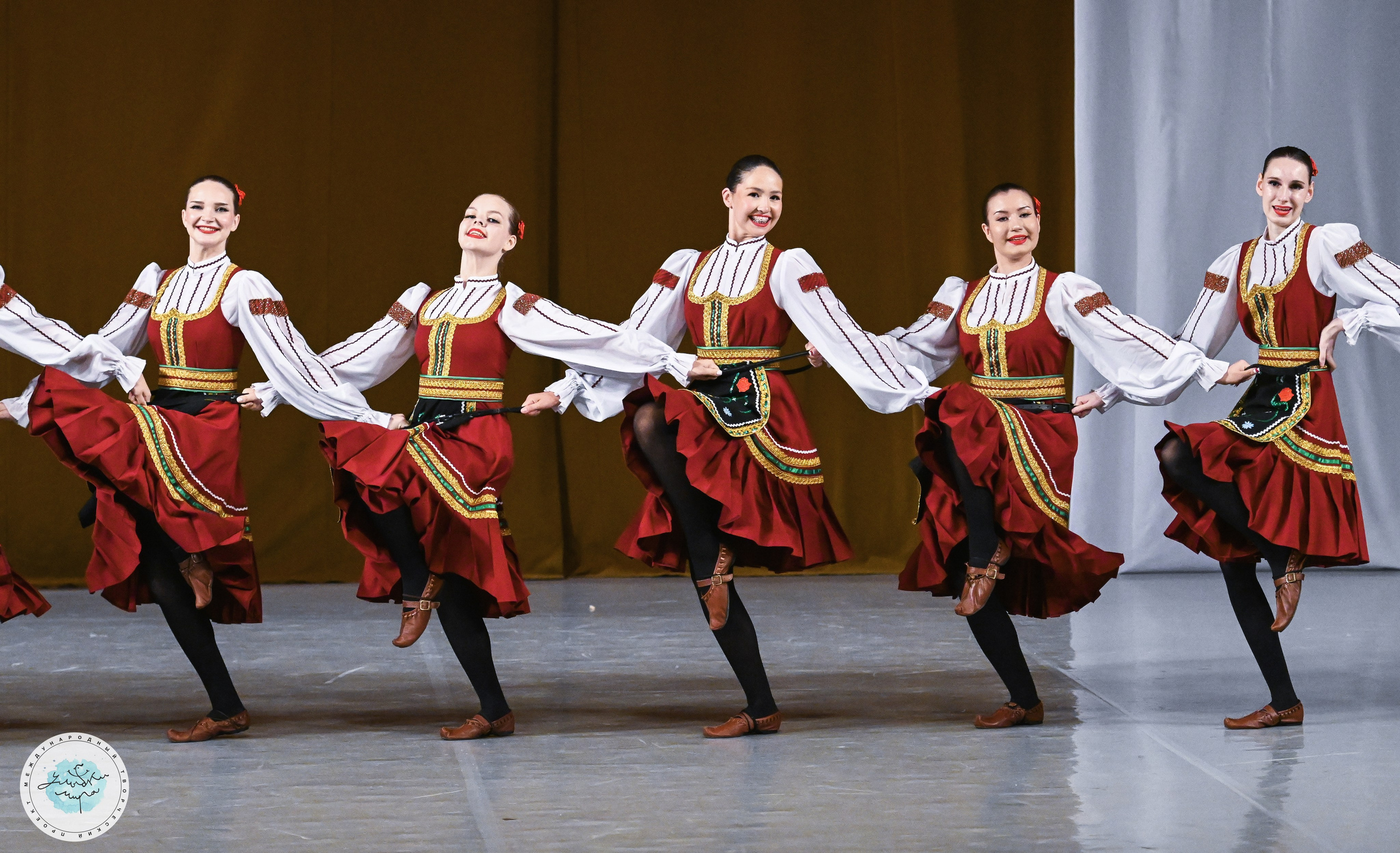 08.07.2025 «Улыбки Мира» Финал Международного творческого проекта г. Санкт-Петербург. Медиастудия Фото Концепт