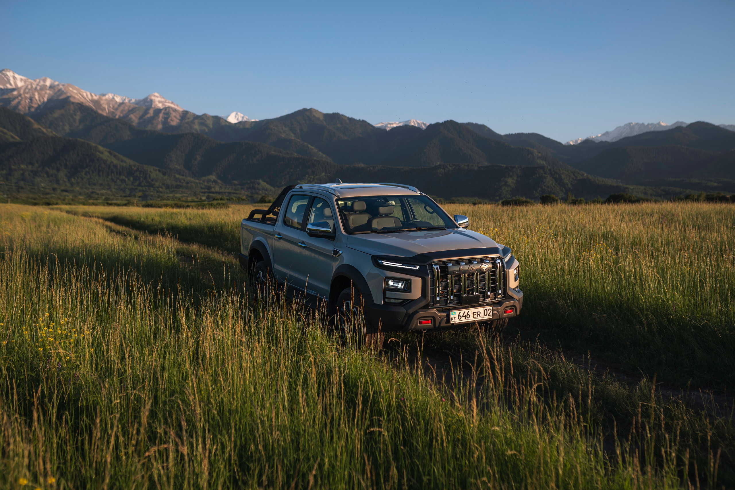 JAC T8 Pro. Чен Станислав | Автомобильный фотограф | Алматы, Казахстан