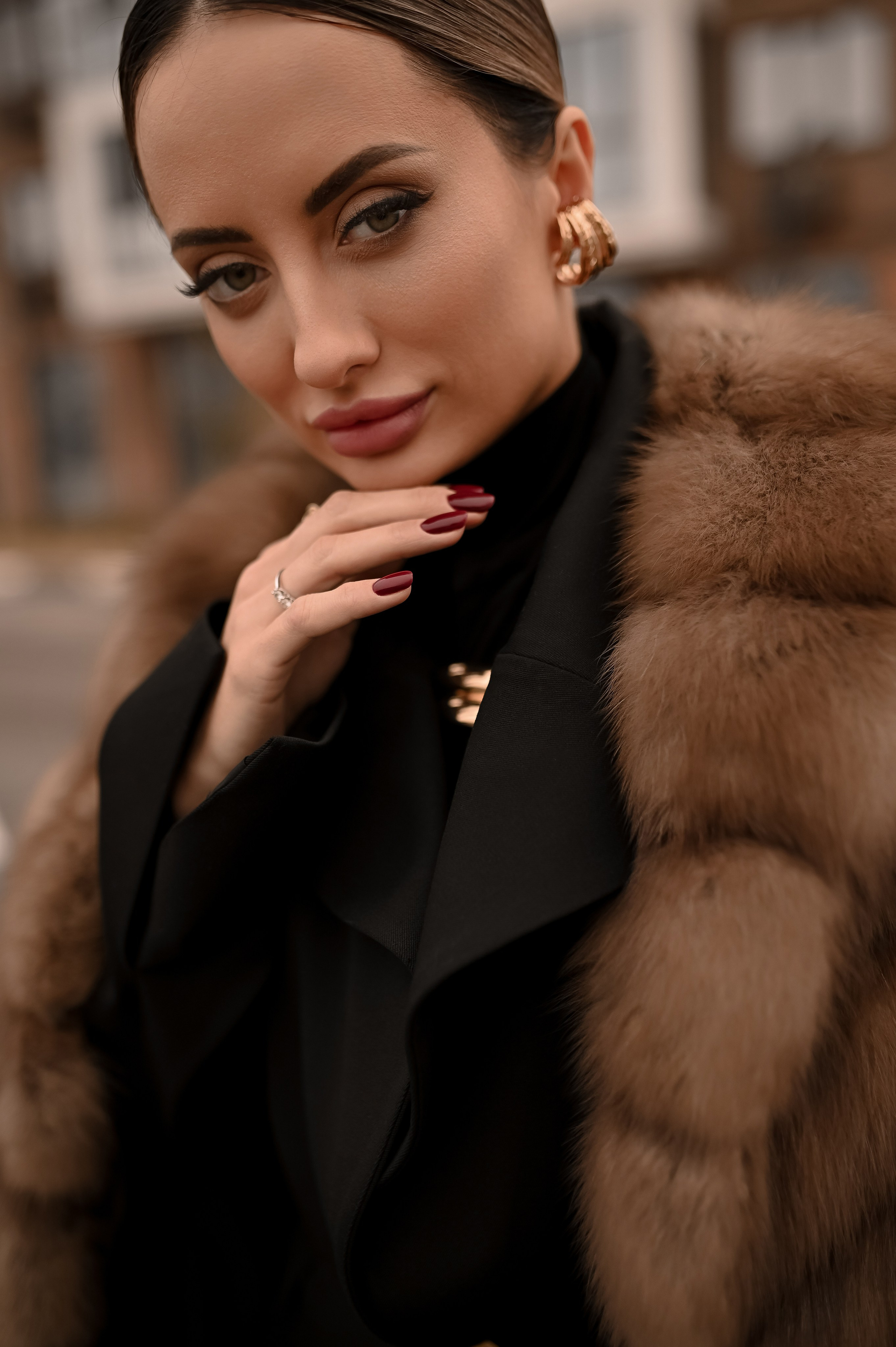 Лилия. Твой личный проводник к красивым фотографиям в Старом Осколе