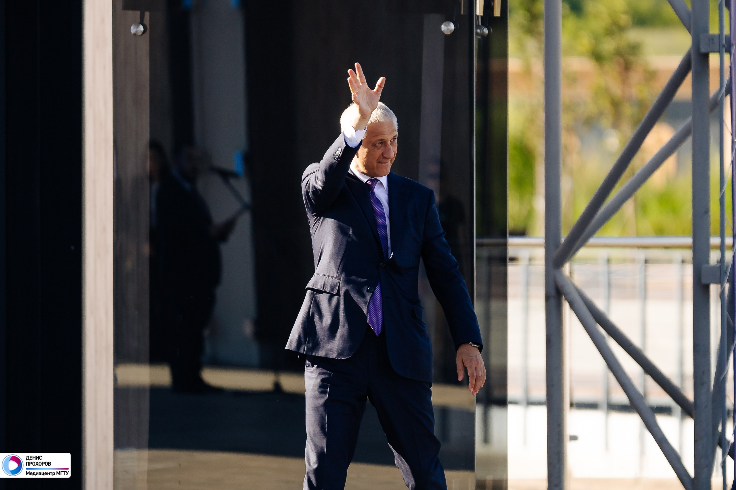 Выпускной МГТУ им. Г. И. Носова — 2024 // 17.07.2024. Денис Прохоров Фотограф в г. Магнитогорск