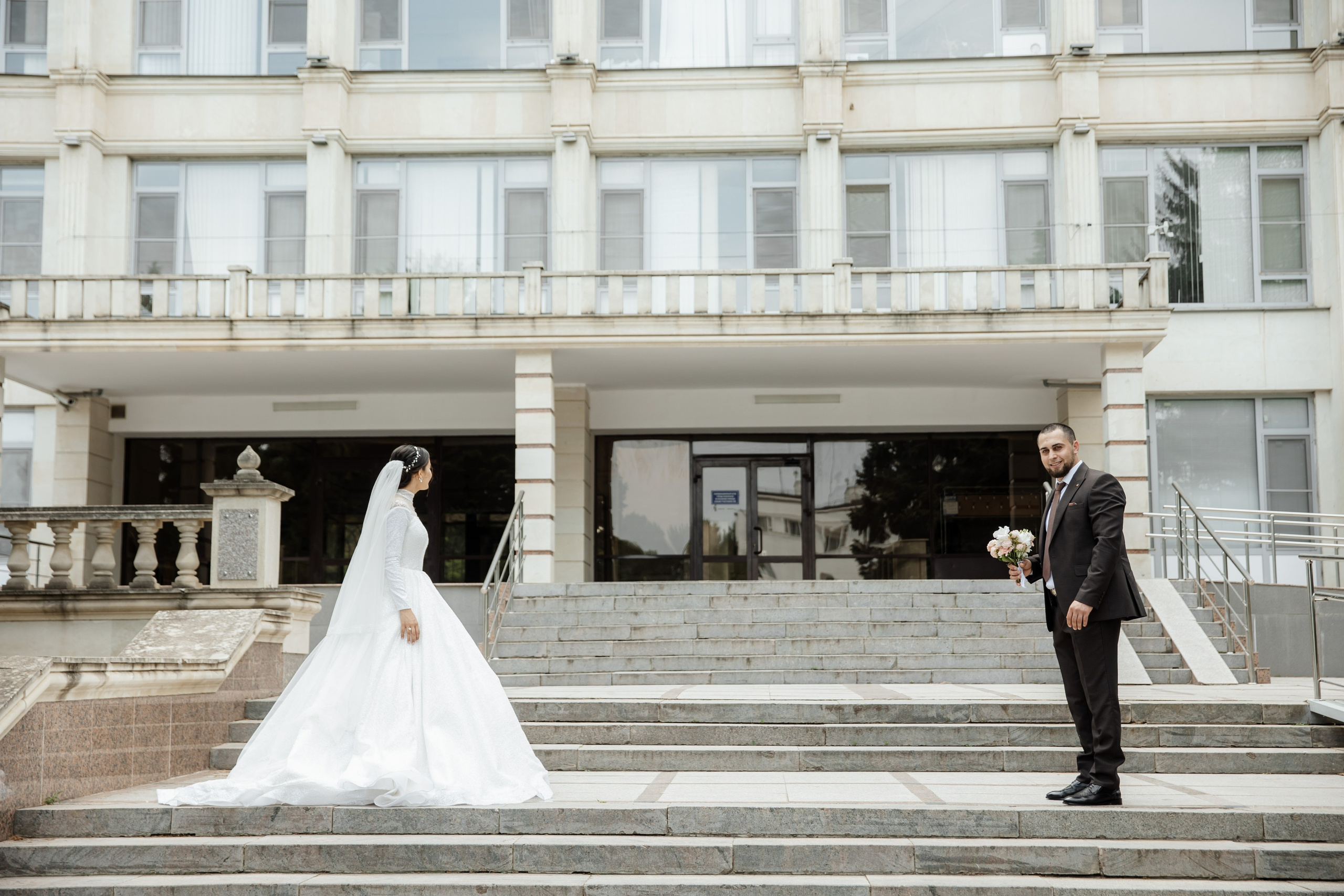 Хаджи и Камила. Omar Shapiev