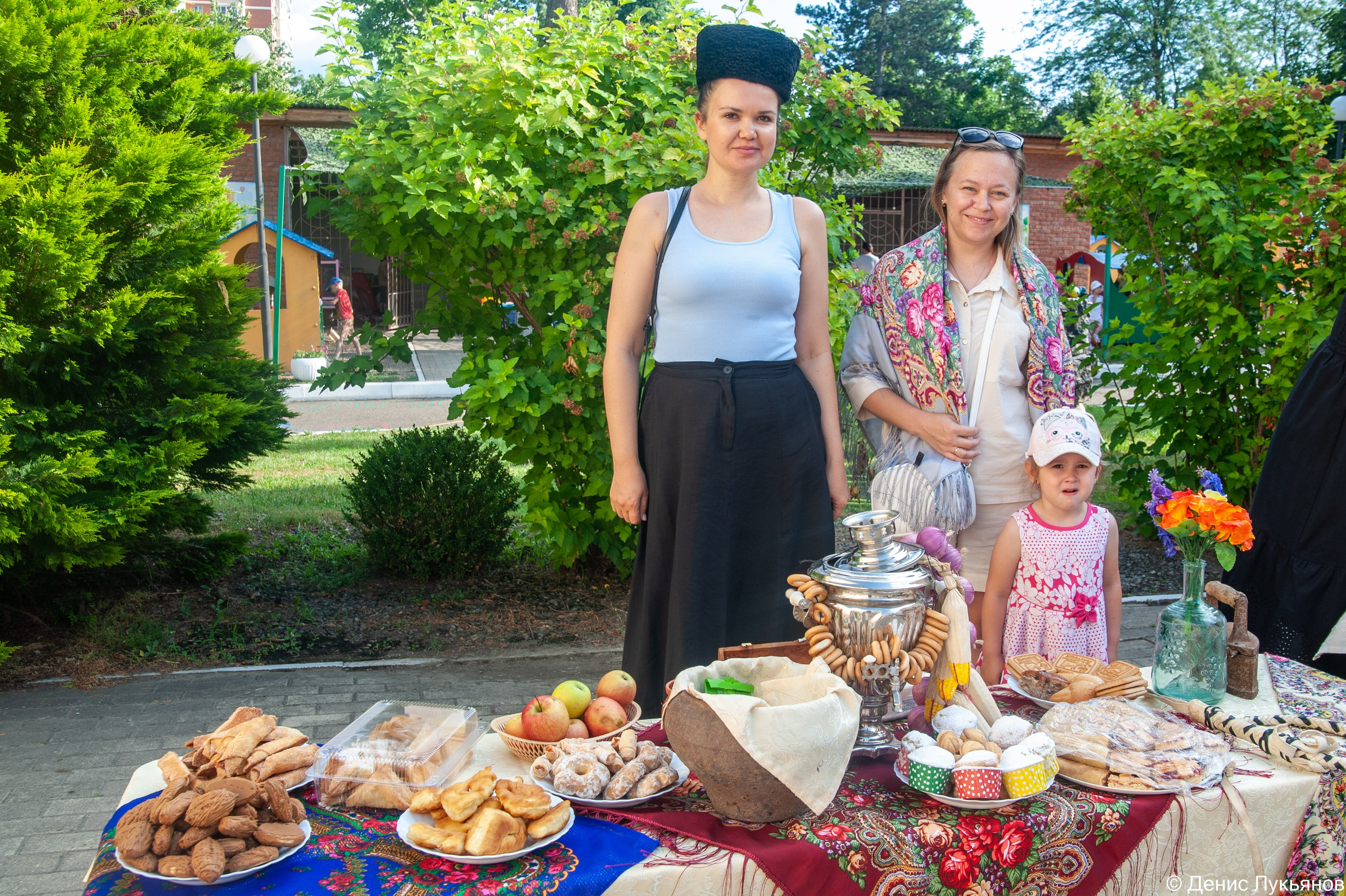 Ярмарка. Свадебный и семейный фотограф Денис Лукьянов в Краснодаре, Краснодарском крае и Республике Крым