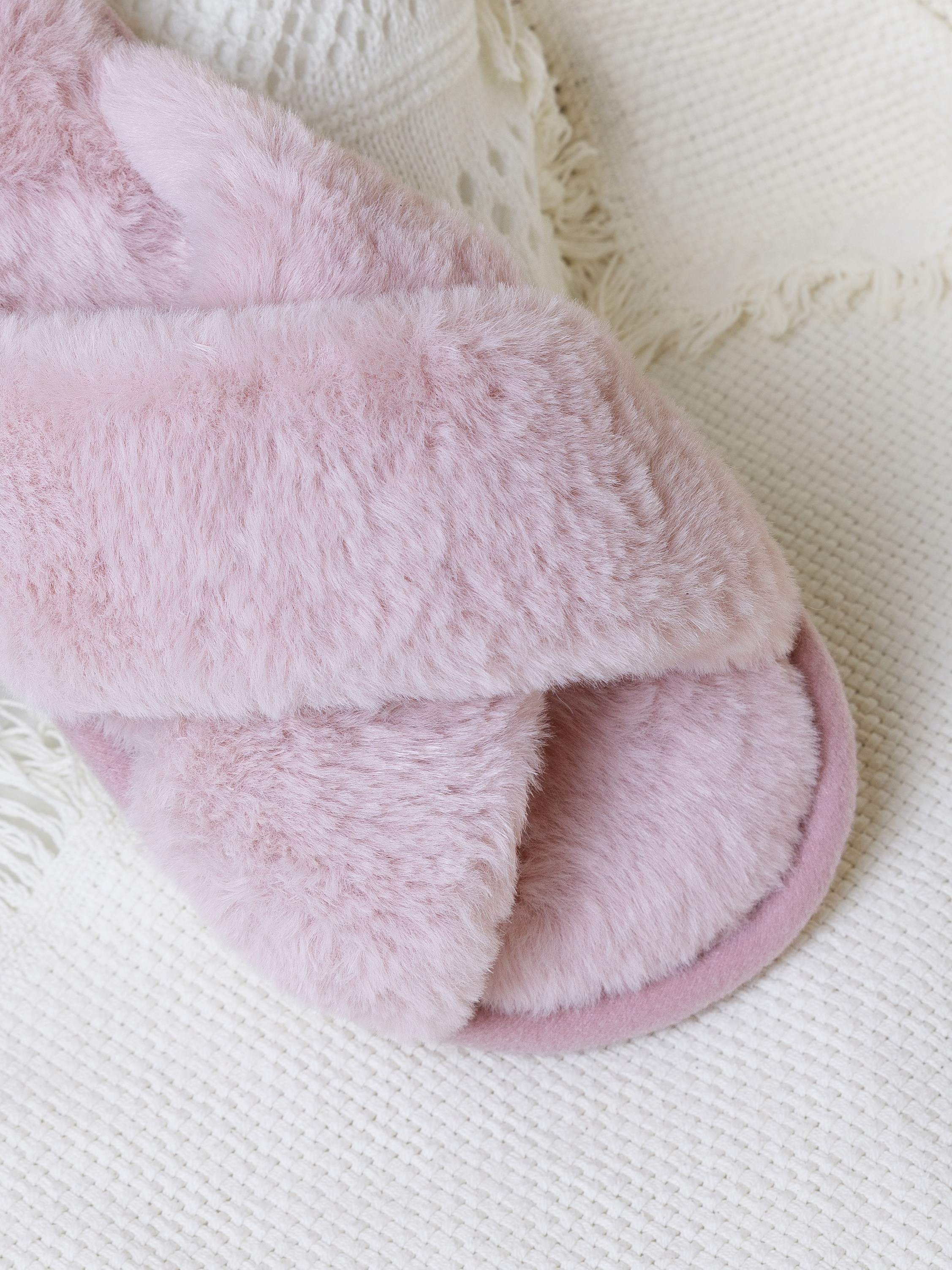 Тапочки для Wildberries. СЕМЕЙНЫЙ И ПРЕДМЕТНЫЙ ФОТОГРАФ — ЛЕНА ГОНЧАР | КРАСНОДАР | МАЙКОП