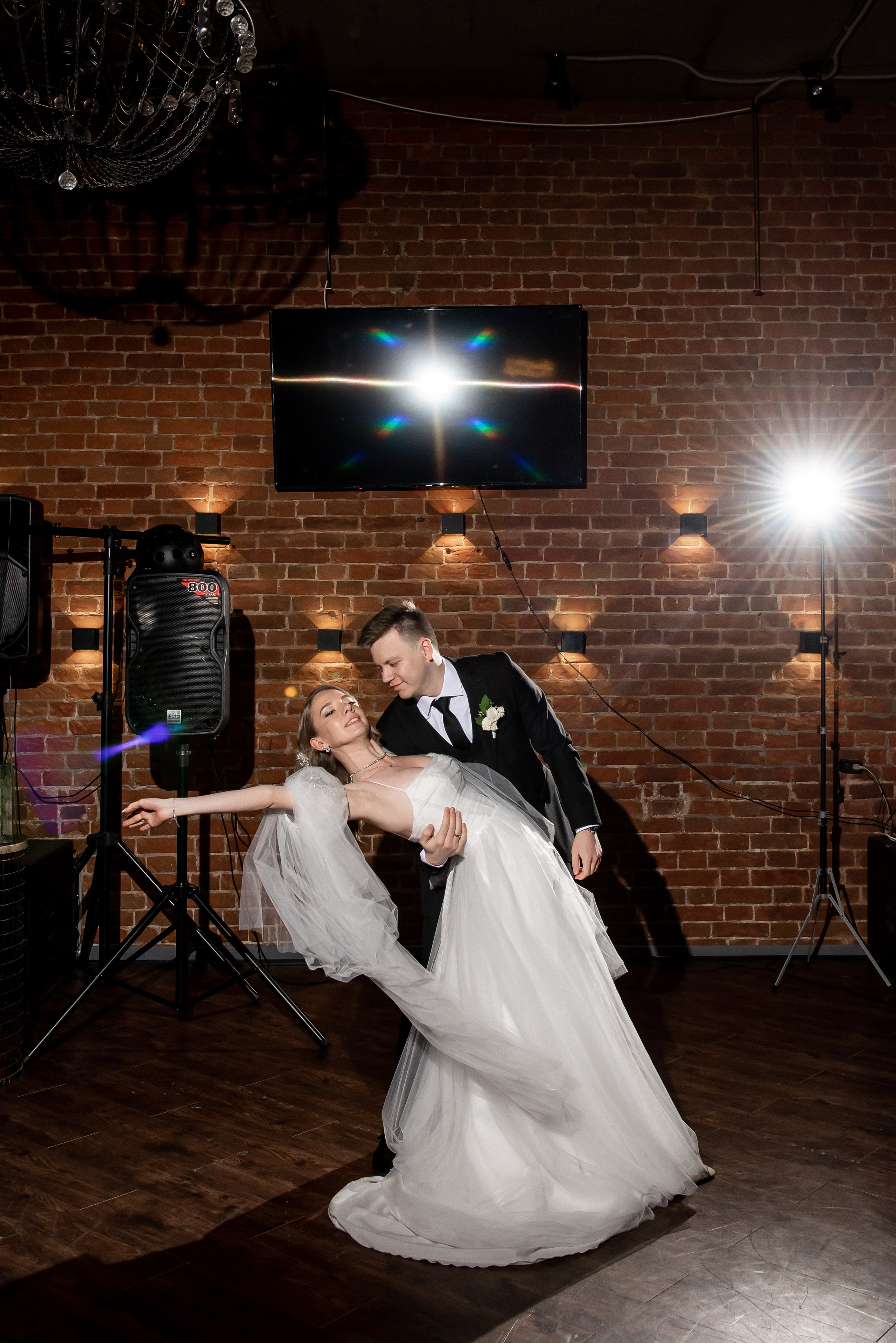 Даниил и Эмма. Свадебный фотограф в Новосибирске. Александра Верхушина