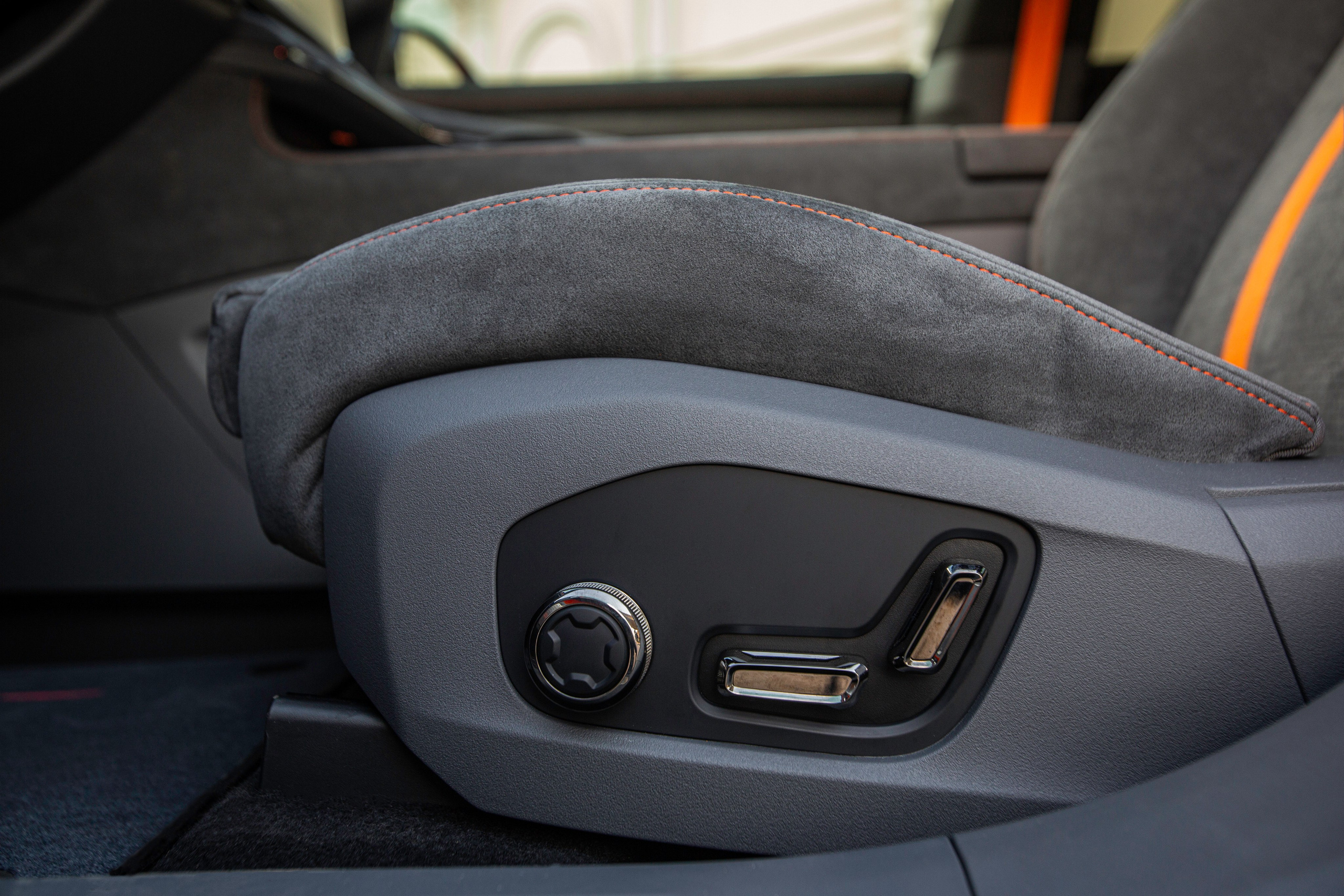 Zeekr 001. Автомобильный фотограф в Москве Андрей Емельянов