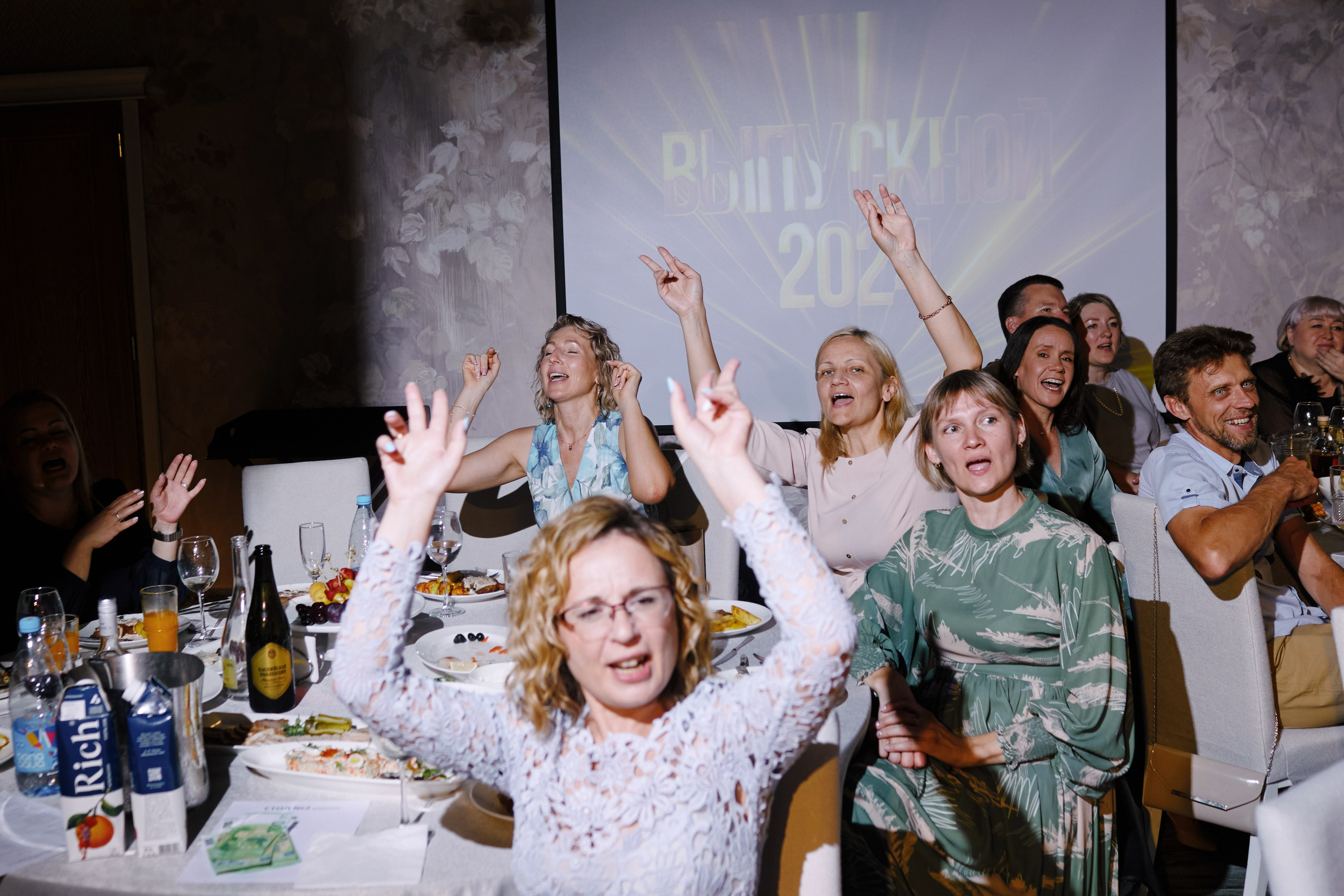 Выпускной 11кл. Портретный и свадебный фотограф в Екатеринбурге Владимир ЛузинЛузин