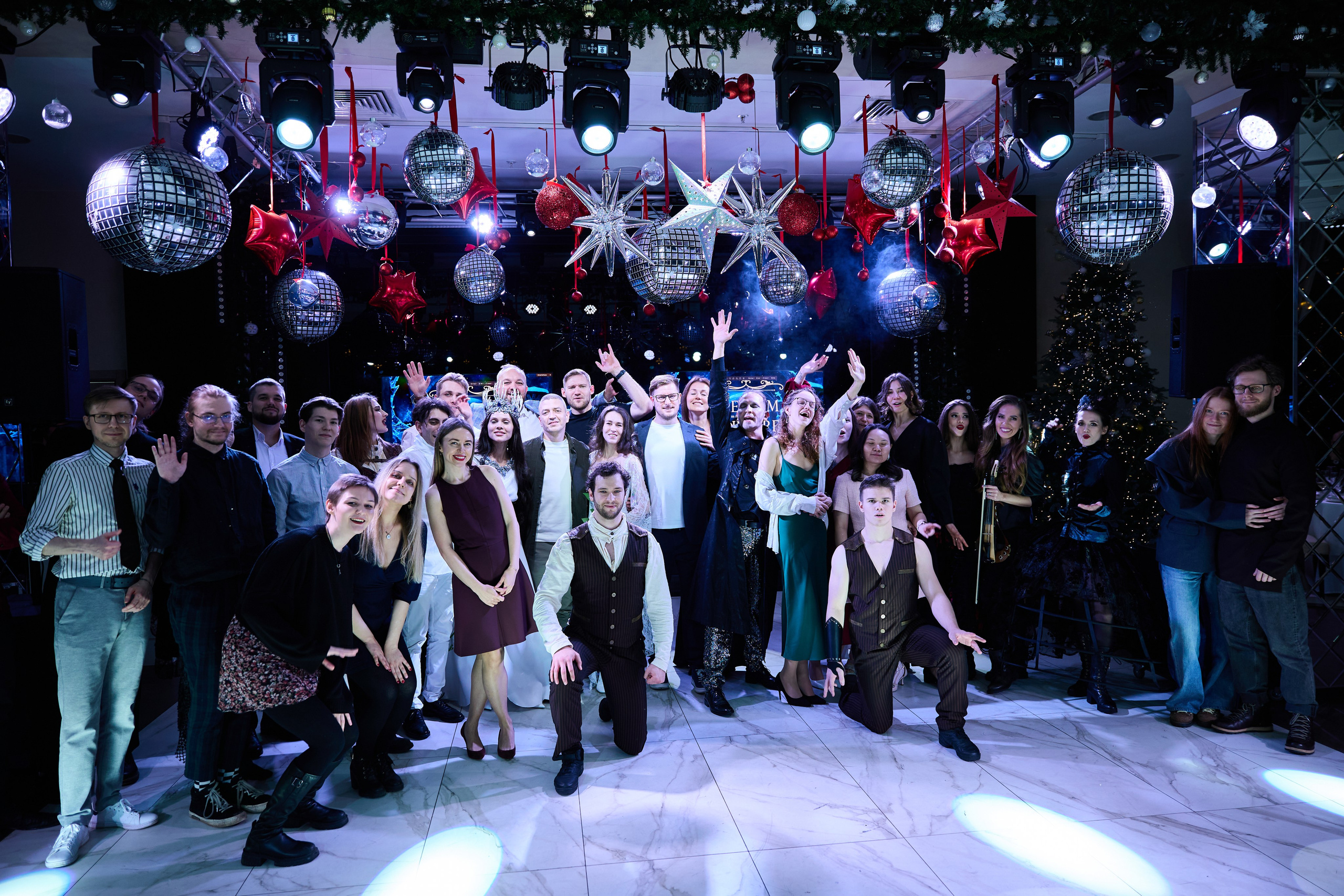 Новогодний корпоратив в пространстве «360» в Санкт-Петербурге | Premium Theatre. Репортажный фотограф в Санкт-Петербурге — Федор Борисов | Съемка мероприятий
