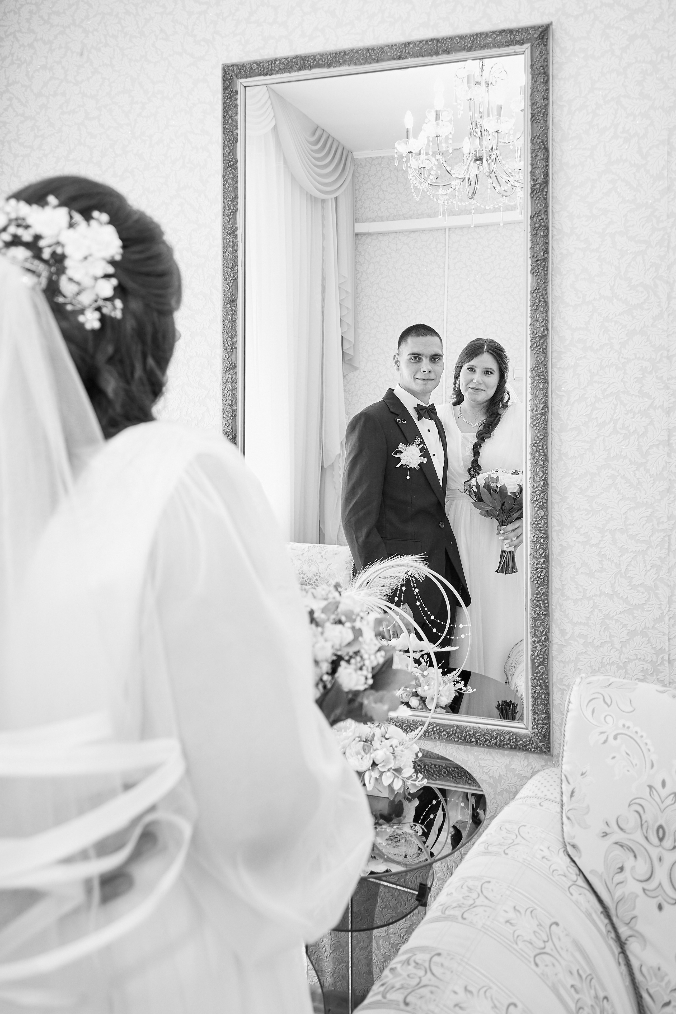 Фотосъемка в ЗАГСе, прогулка молодых, банкет