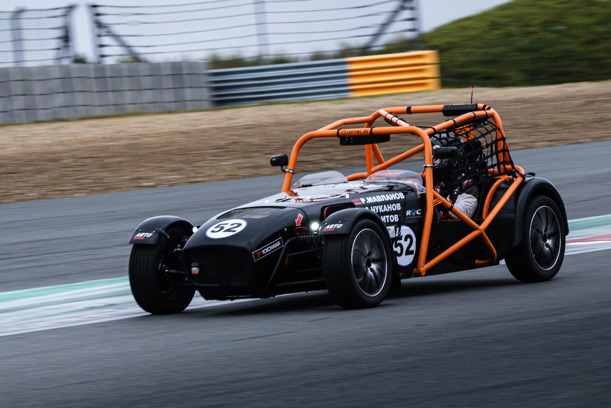 Российская серия гонок на выносливость. Авто и мотоспорт — фотограф Антон Медведев iCoguar
