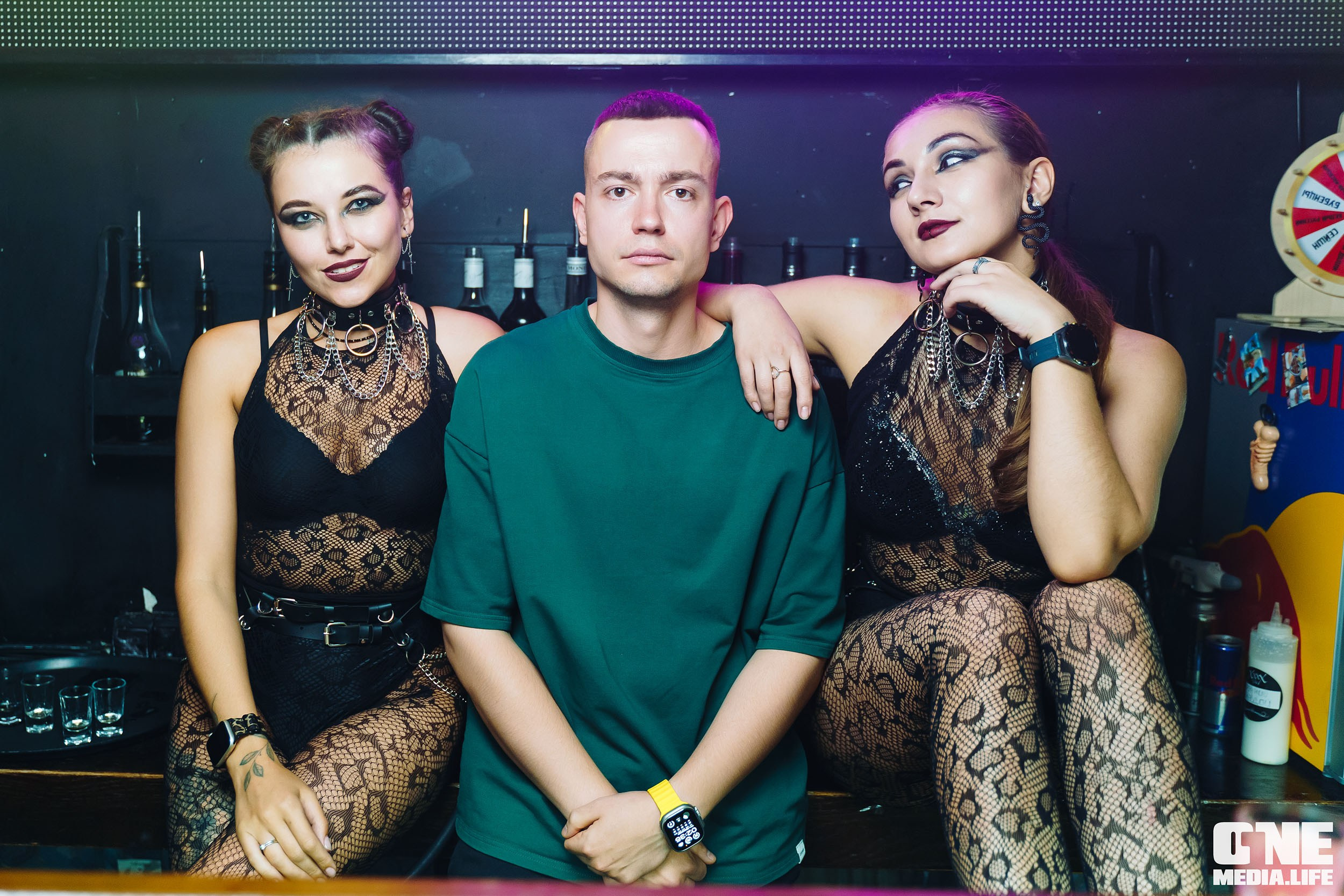 Фоторепортаж из бара XxxX. One Media Life: фоторепортажи, фотоотчеты с мероприятий и заведений