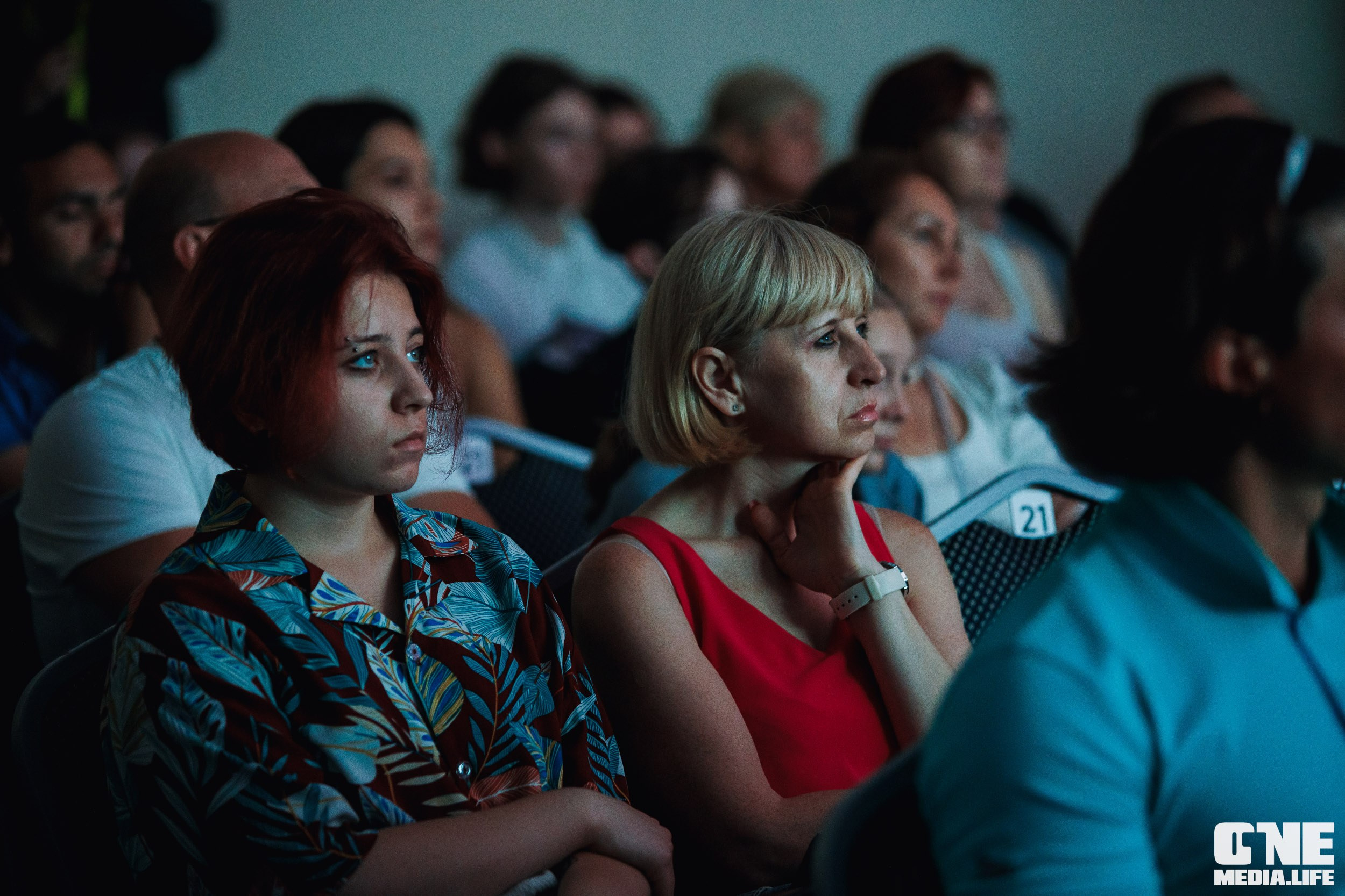 Фоторепортаж из Янтарь Холла. One Media Life: фоторепортажи, фотоотчеты с мероприятий и заведений