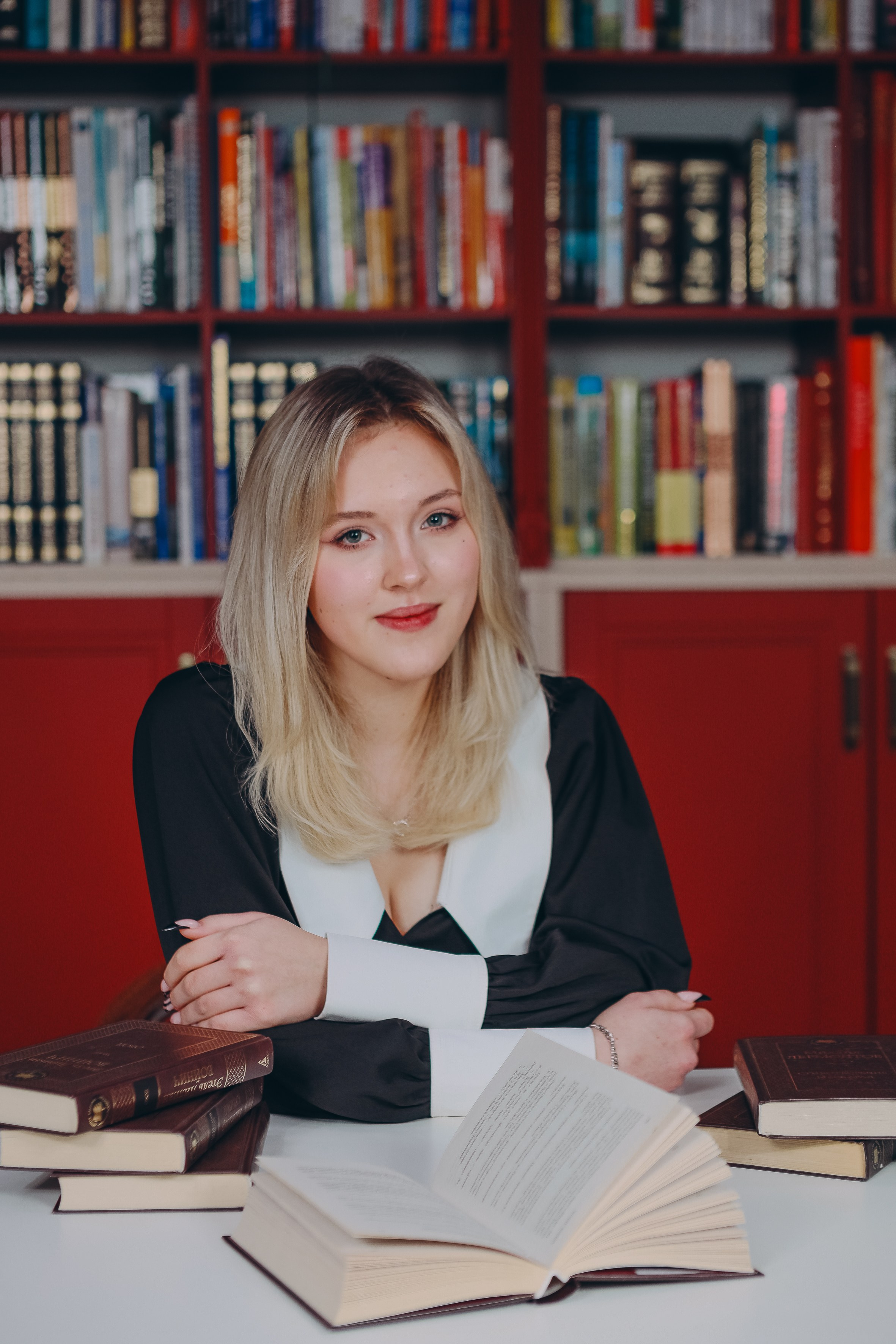 Фото в городской библиотеке. Яковлева Екатерина. Школьный и семейный фотограф