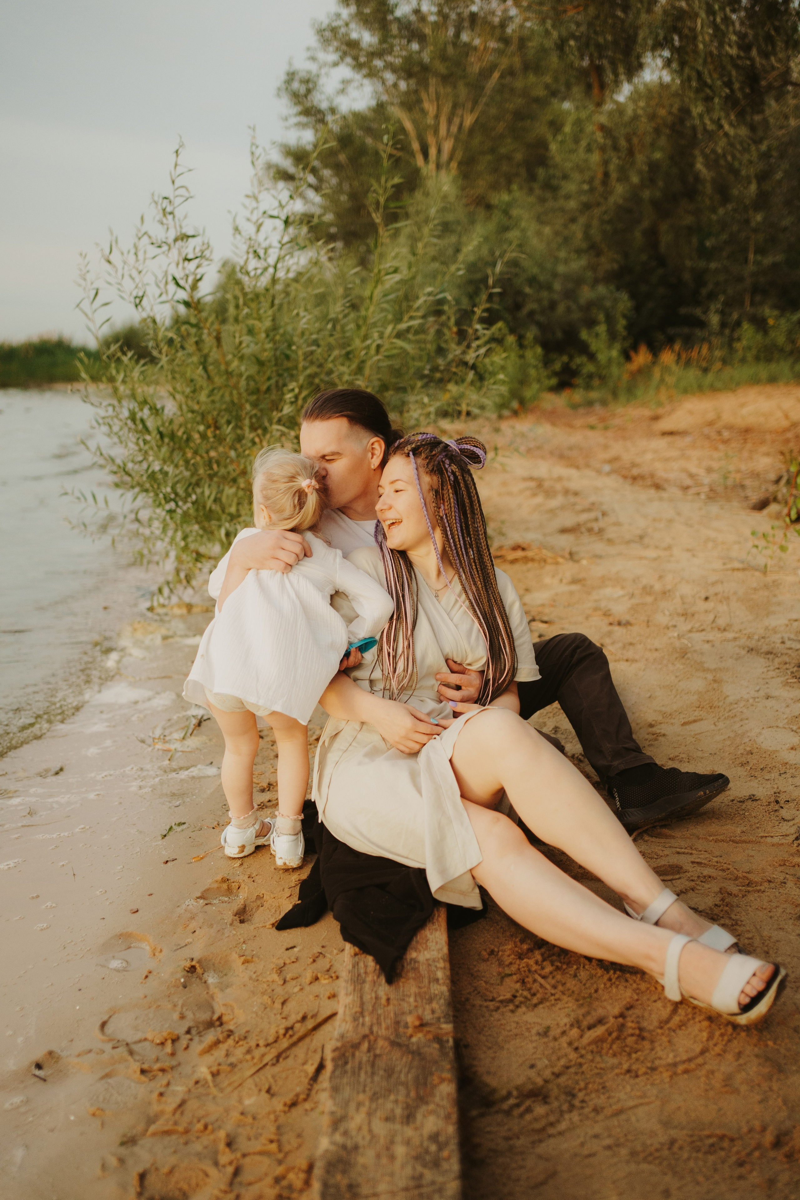 Женя, Рита и приключение Есени на берегу Волги. Фотограф Анна Кузнецова | Казань | Красная Поляна, Сириус, Сочи