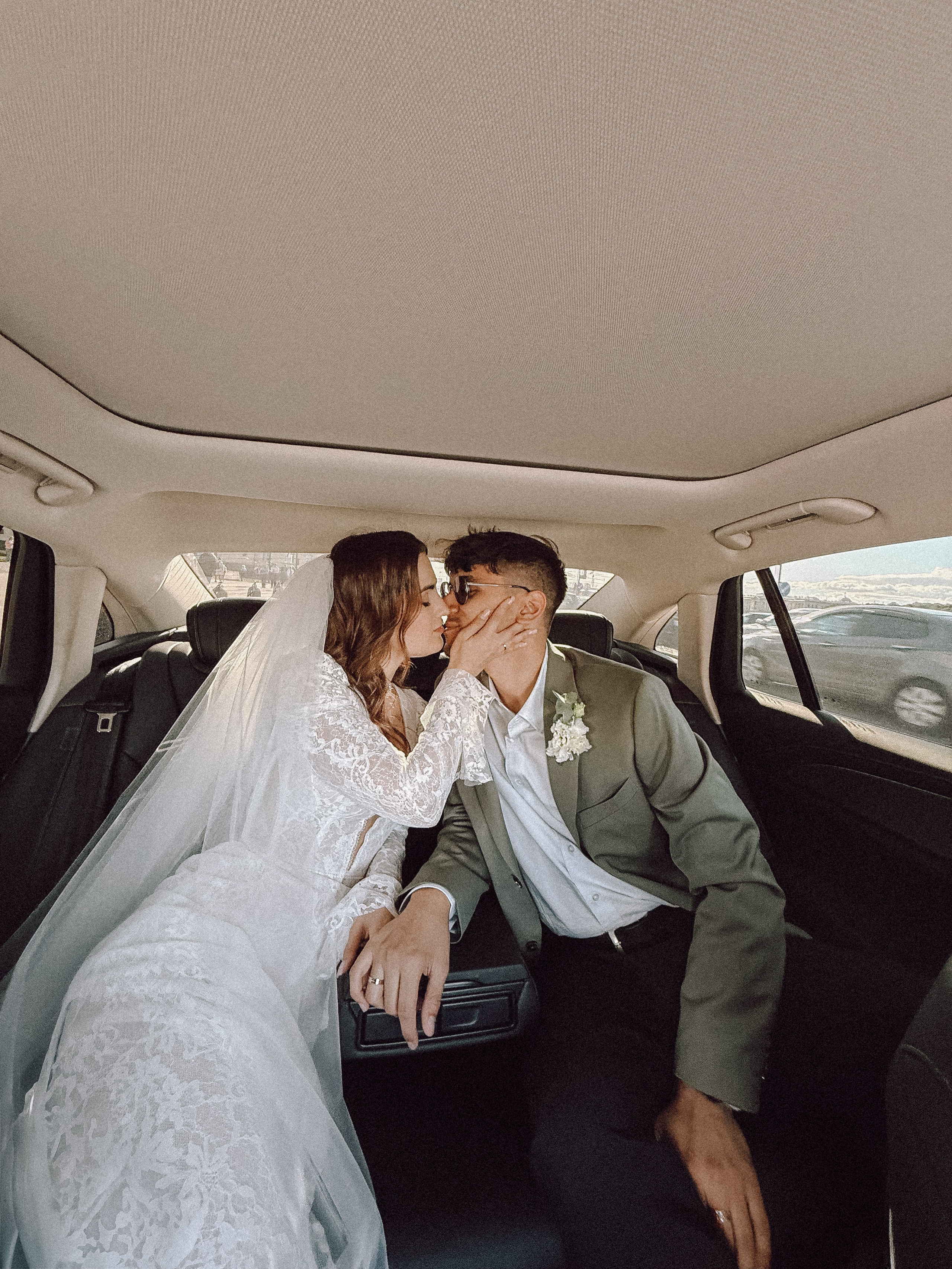 ФОТО НА ТЕЛЕФОН ВО ВРЕМЯ БРАКОСОЧЕТАНИЯ В ПЕРВОМ ДВОРЦЕ И ПРОГУЛКИ. Профессиональный фотограф, Санкт-Петербург — Виктория Богомолова