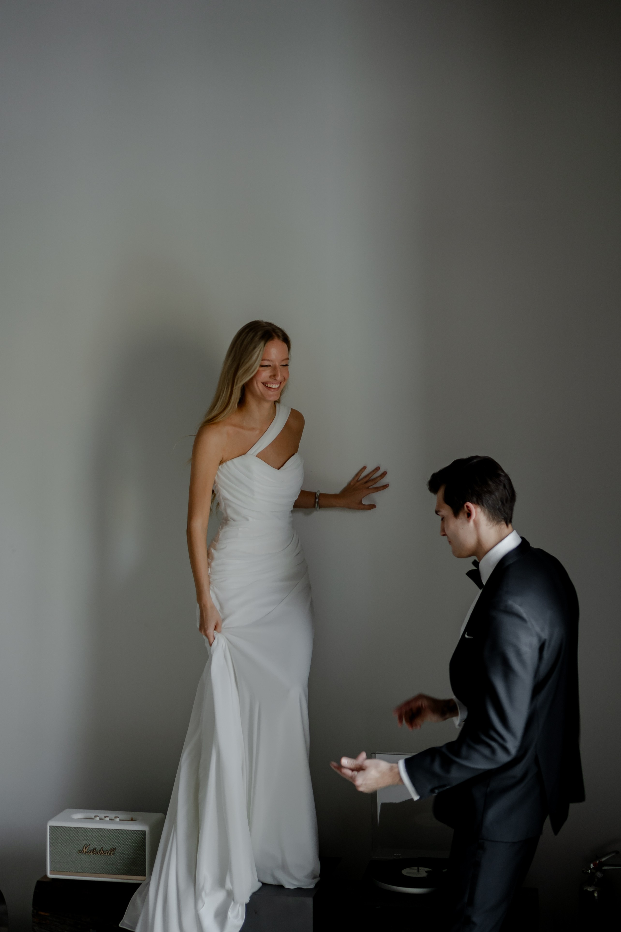 ЭЛЕГАНТНАЯ СВАДБЕНАЯ СЬЕМКА ЖЕНИХА И НЕВЕСТЫ В ДОРОГОМ ОТЕЛЕ САНКТ-ПЕТЕРБУРГА. Профессиональный фотограф, Санкт-Петербург — Виктория Богомолова