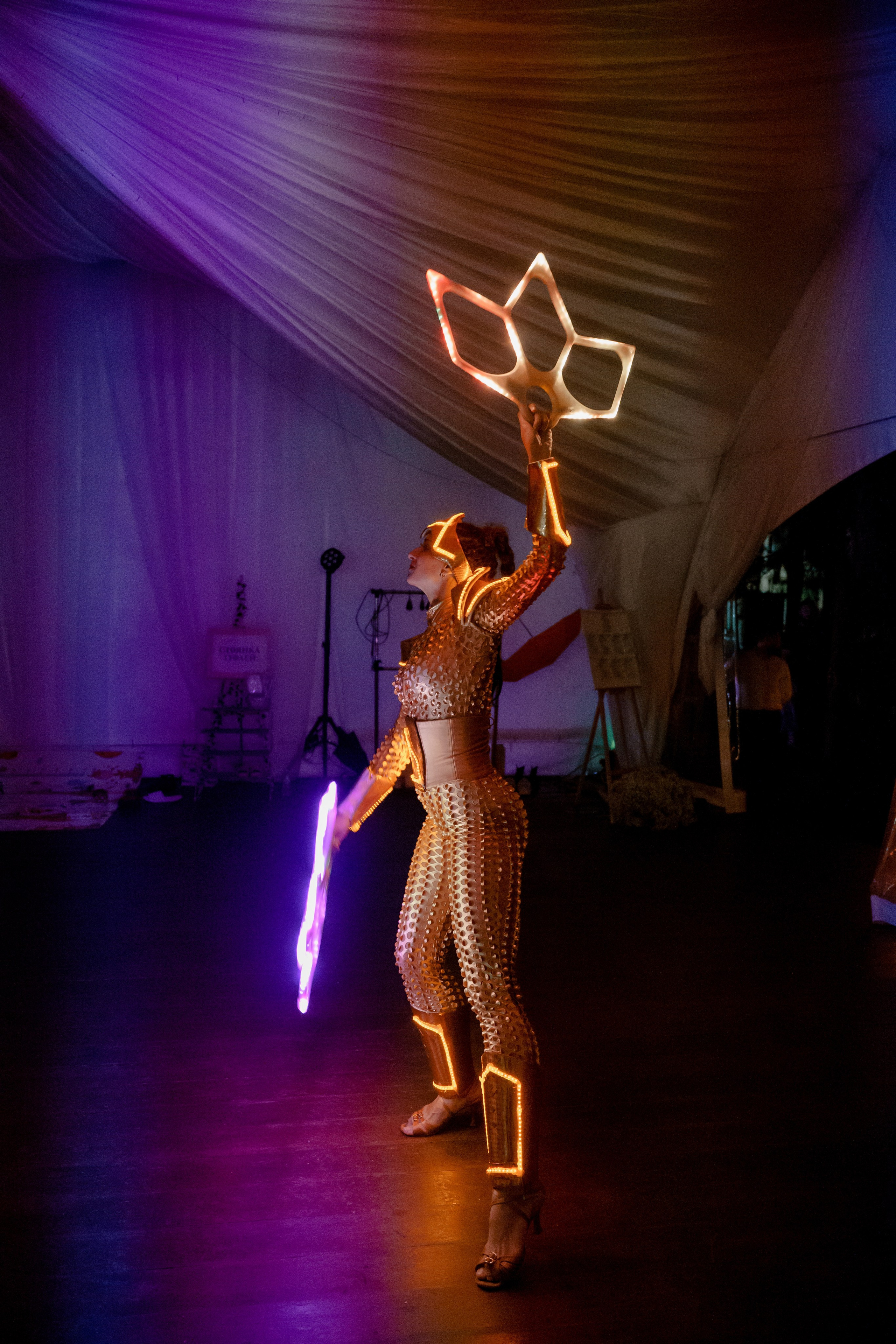 День рождения в шатре на водохранилище. Репортажный фотограф Москва Сергей Дружинин