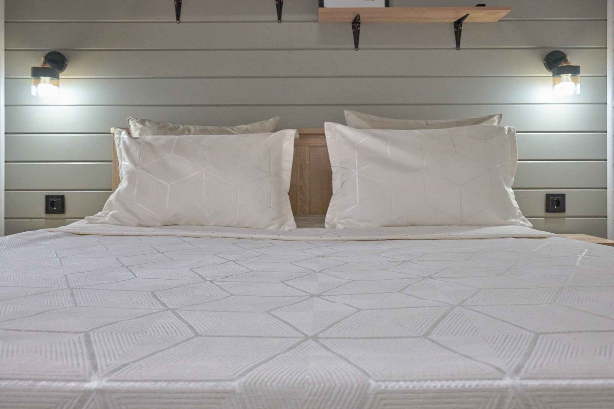 Интерьерная съемка в Сургуте. Студия по производству фото- и видео-контента «АППЕРТУРА»